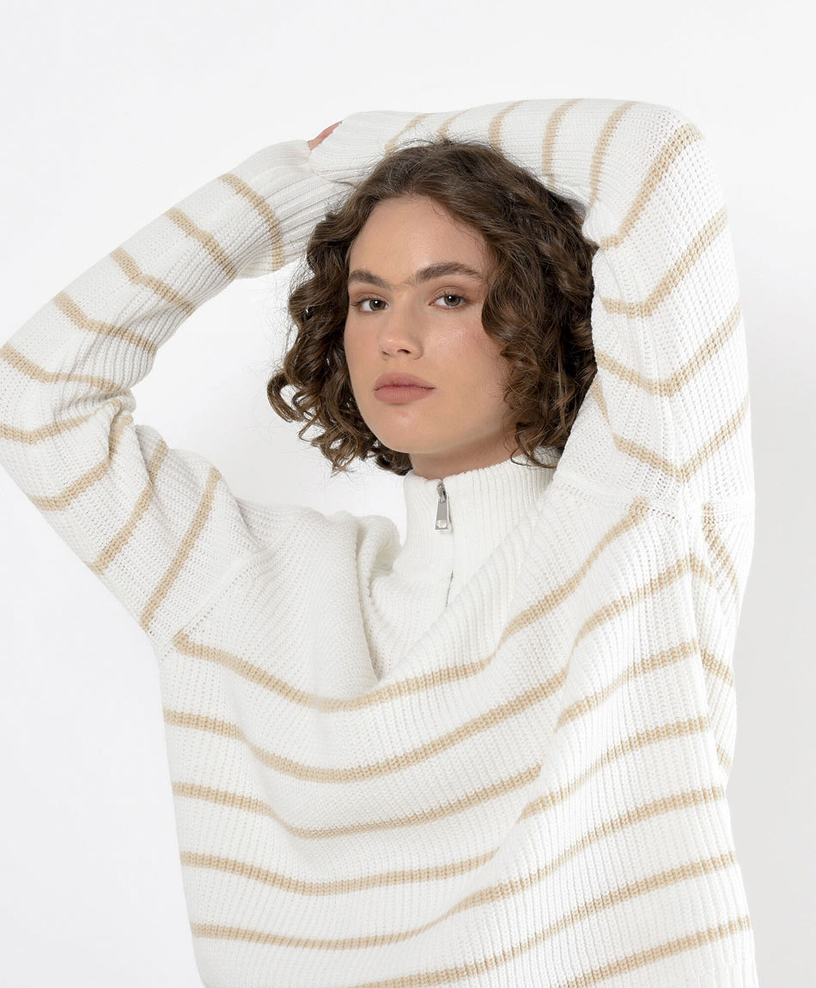 Sweater mujer líneas cierre medio Sweater mujer líneas cierre medio