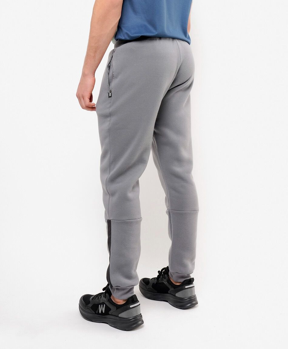 Pantal&oacute;n deportivo hombre costuras