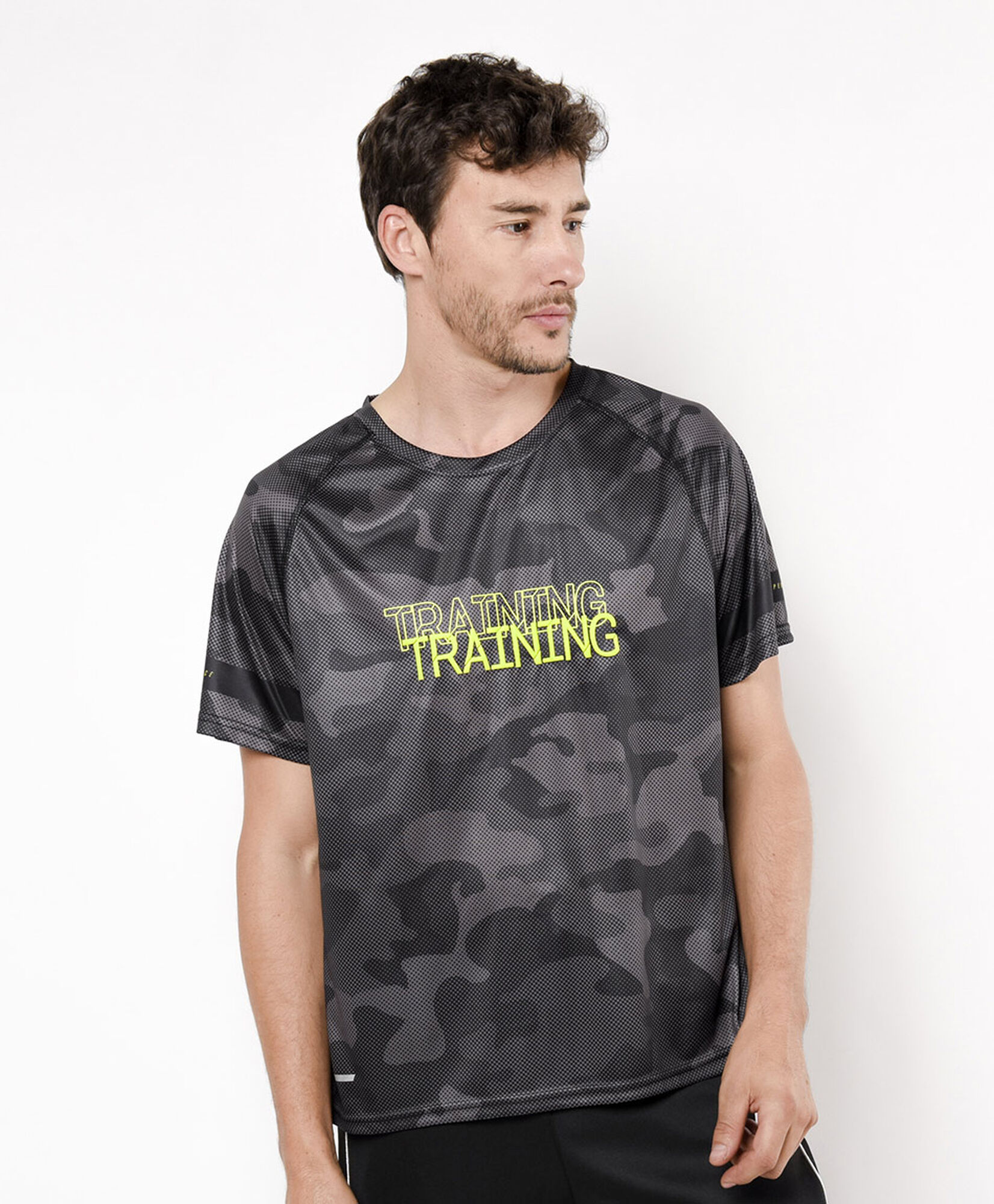 Polera deportiva hombre camuflaje Polera deportiva hombre camuflaje