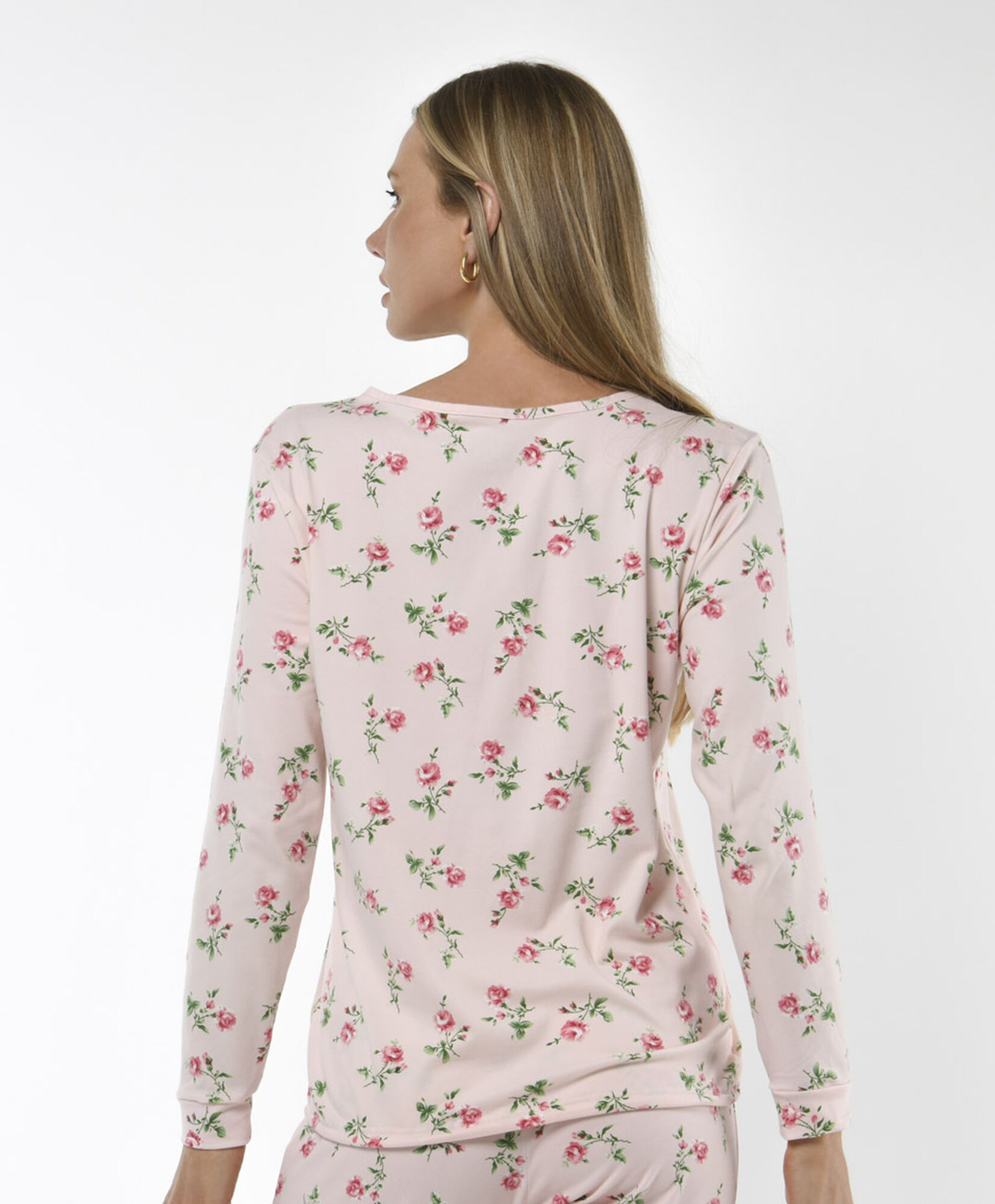 Pijama mujer floreado con lazo Pijama mujer floreado con lazo