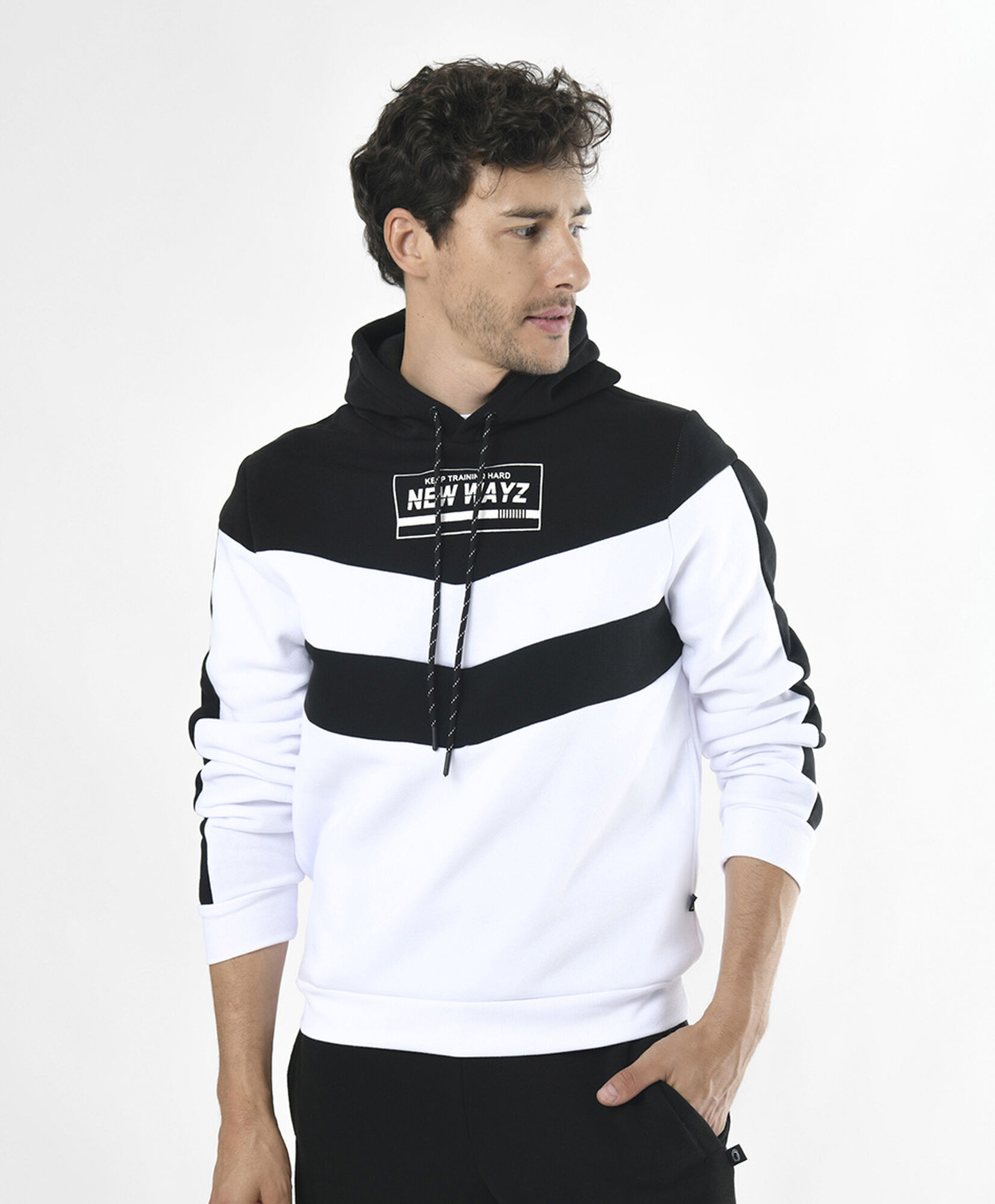 Polerón deportivo hombre bicolor Polerón deportivo hombre bicolor