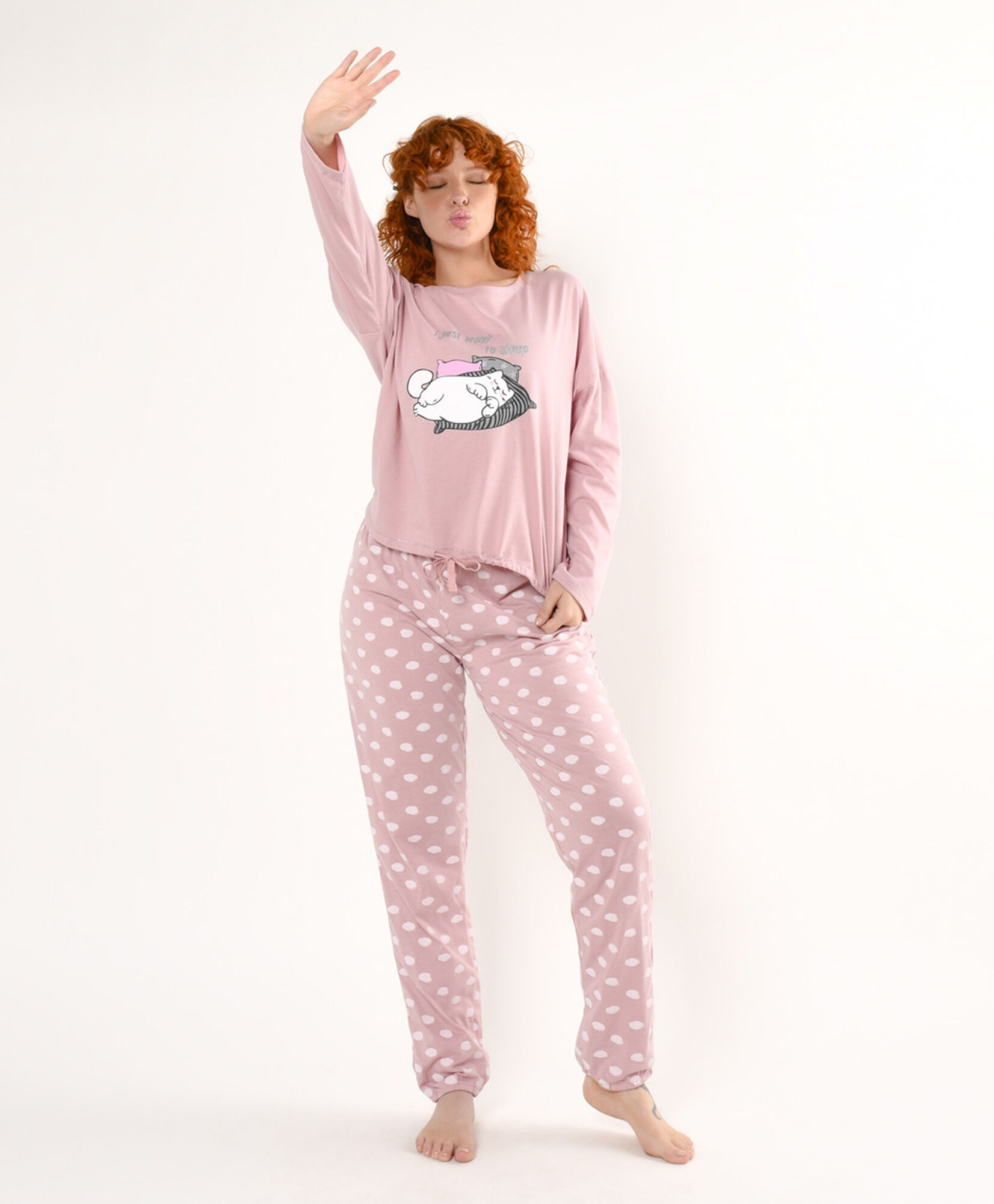 Pijama mujer gatito durmiendo Pijama mujer gatito durmiendo
