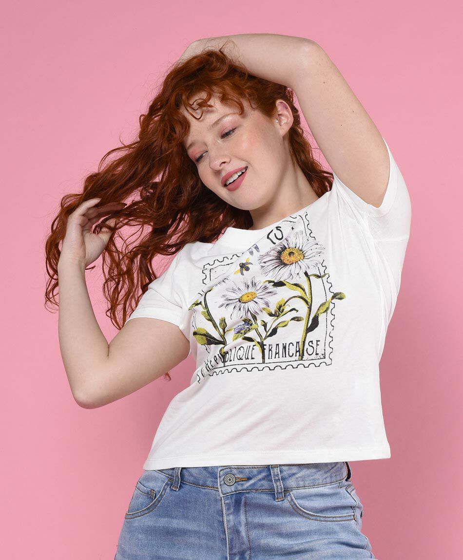 Polera manga corta cuello redondo