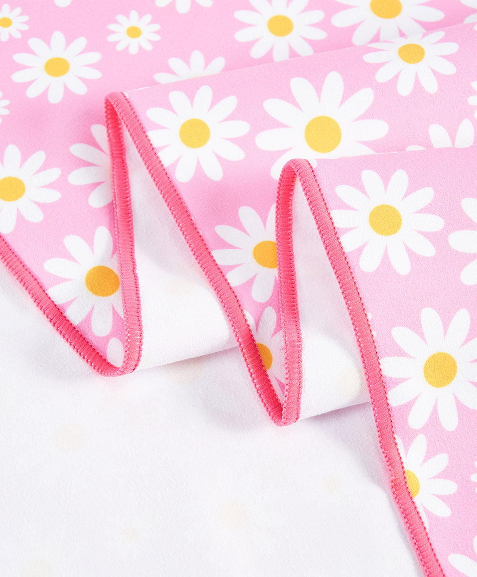 Toalla estuche flores