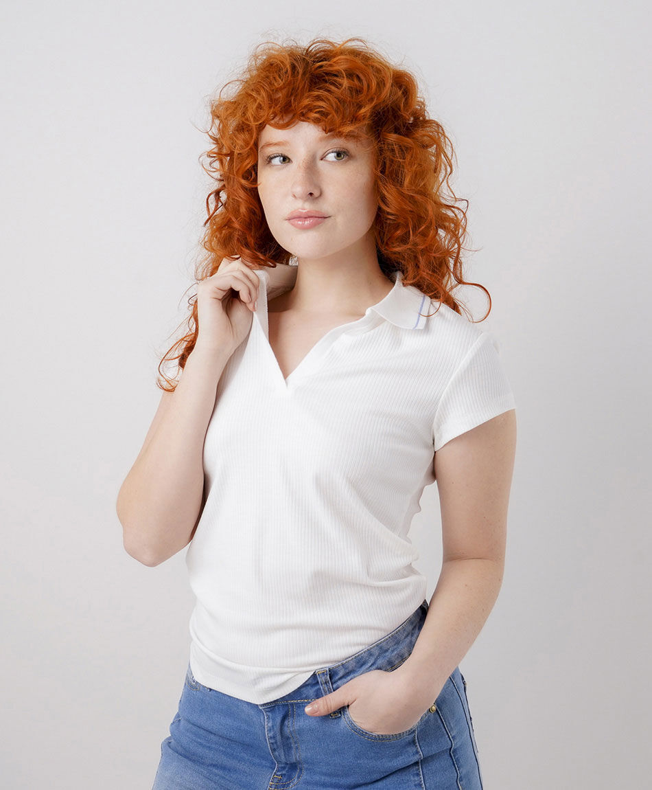Polera mujer cuello polo l&iacute;nea azul