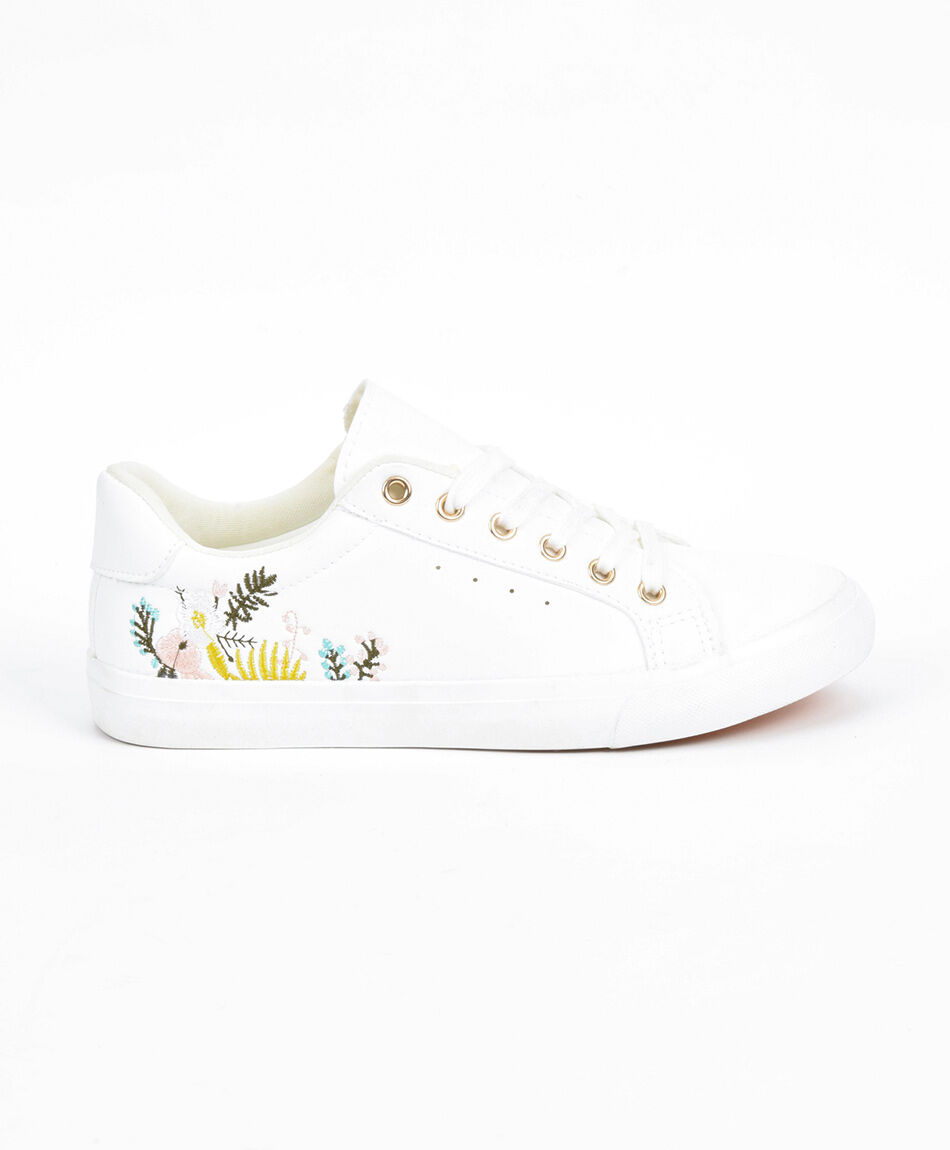 Zapatilla mujer flor bordada