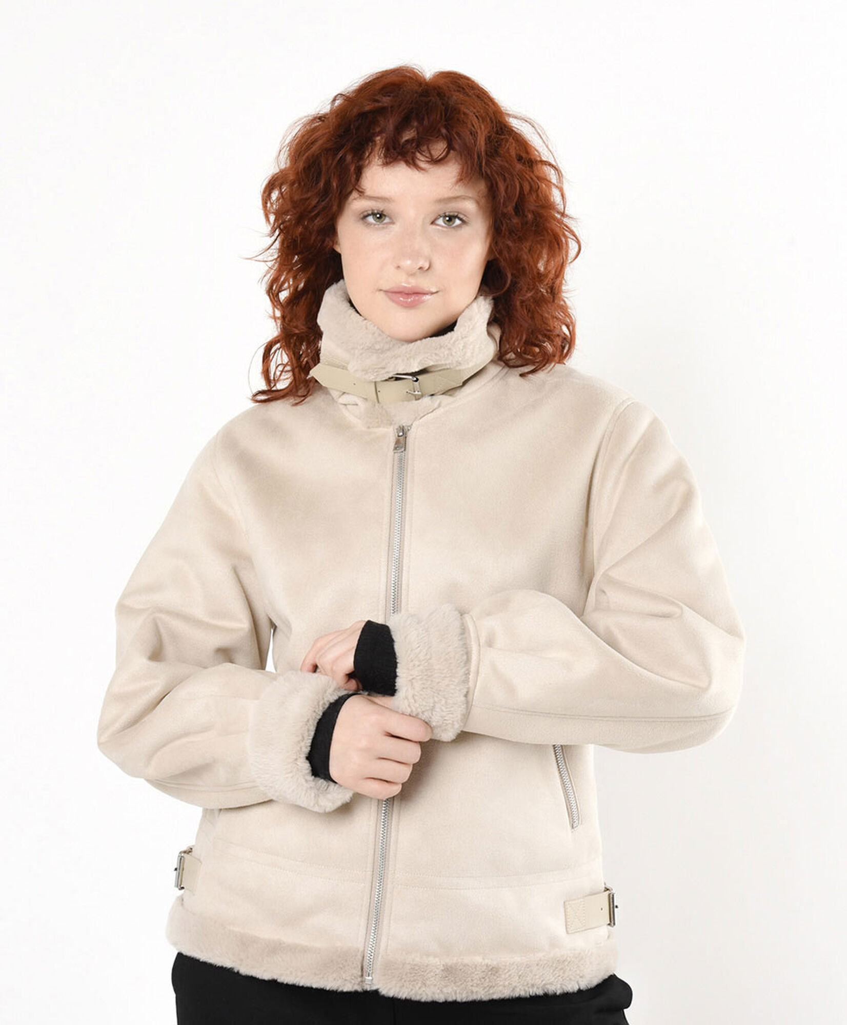 Chaqueta mujer forrada pelitos Chaqueta mujer forrada pelitos