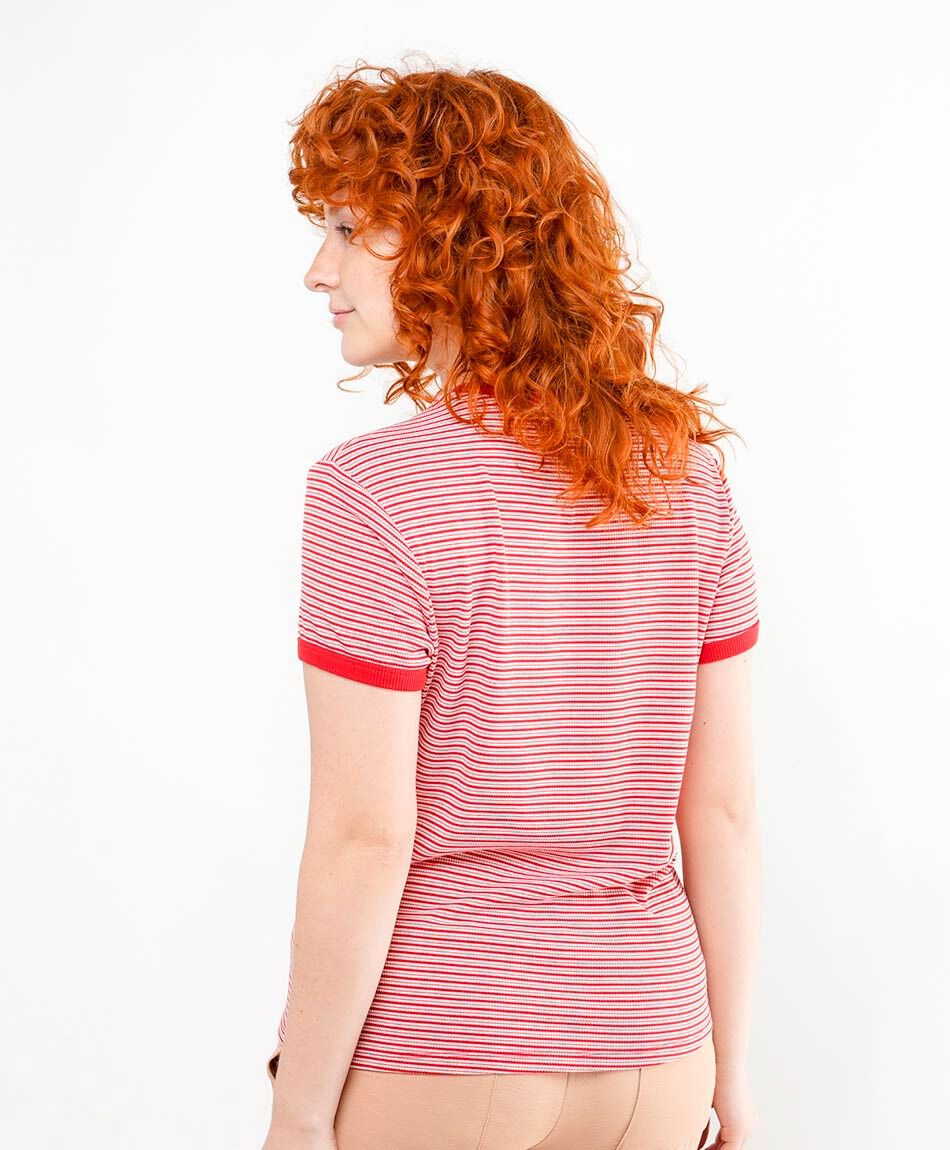 Polera mujer rayas bordes rojo