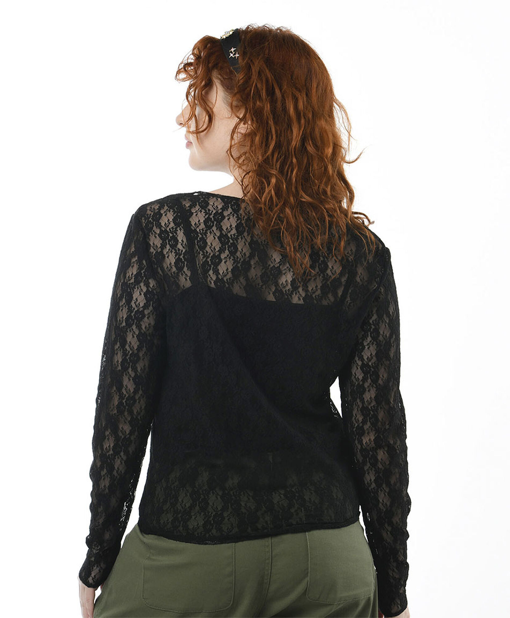 Polera mujer encajes floreados Polera mujer encajes floreados