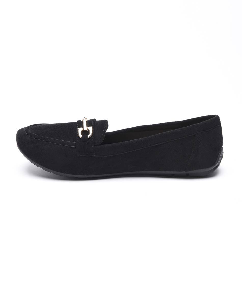 Mocas&iacute;n mujer hebilla dorada
