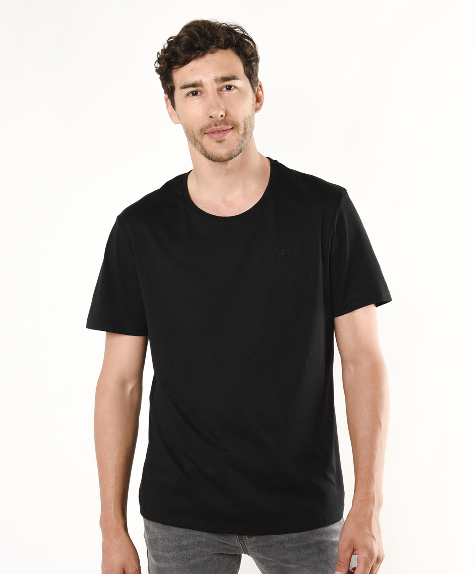 Polera hombre básica lisa Polera hombre básica lisa