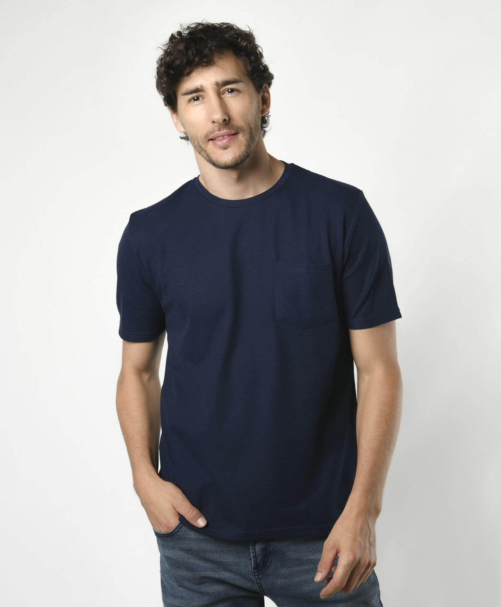 Polera hombre básica bolsillo Polera hombre básica bolsillo
