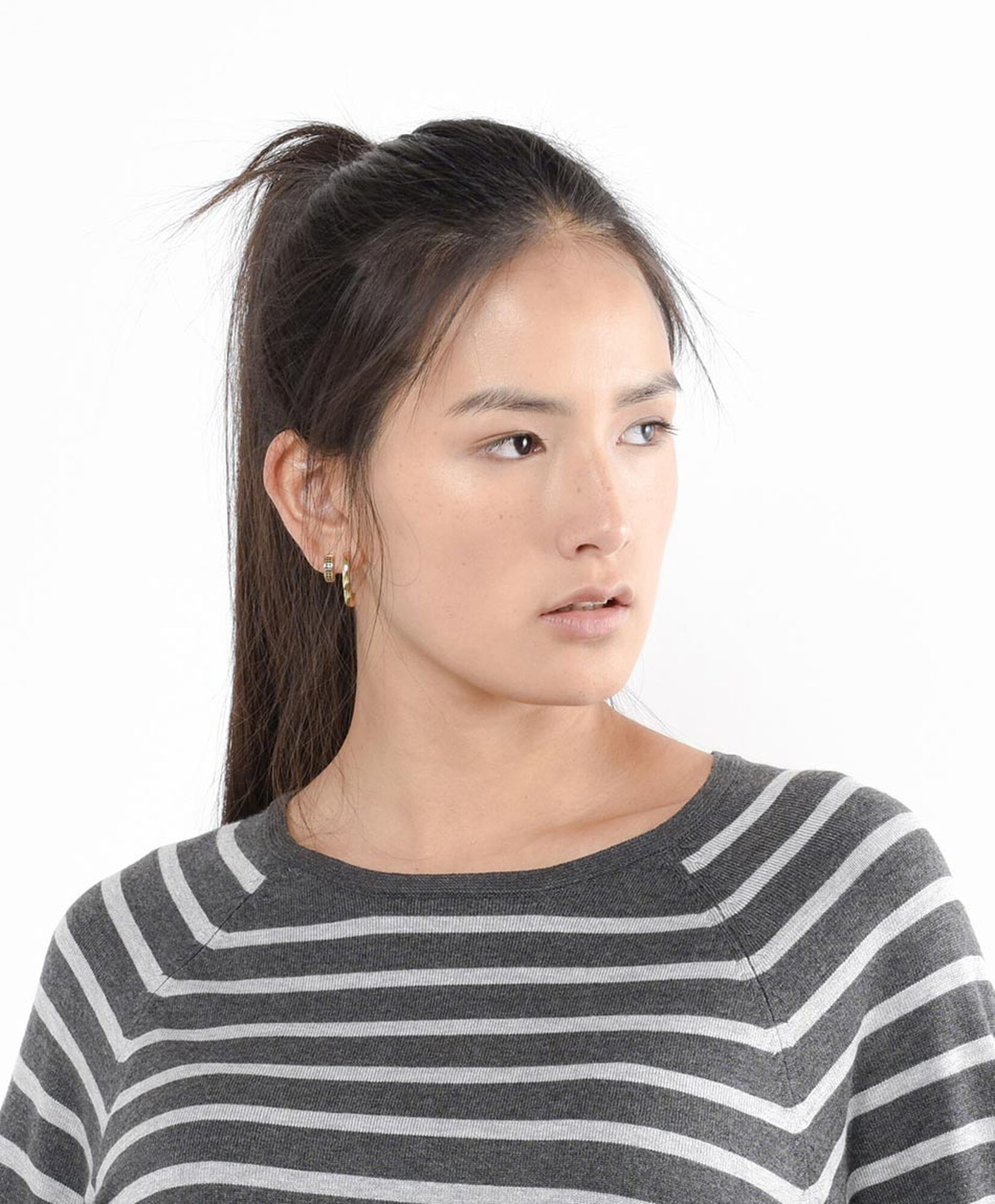 Sweater mujer mitad líneas Sweater mujer mitad líneas