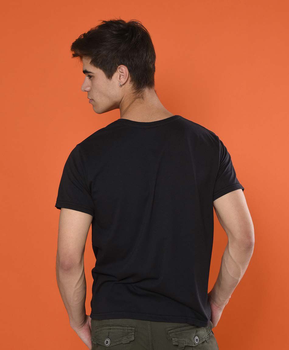 Polera manga corta cuello en v