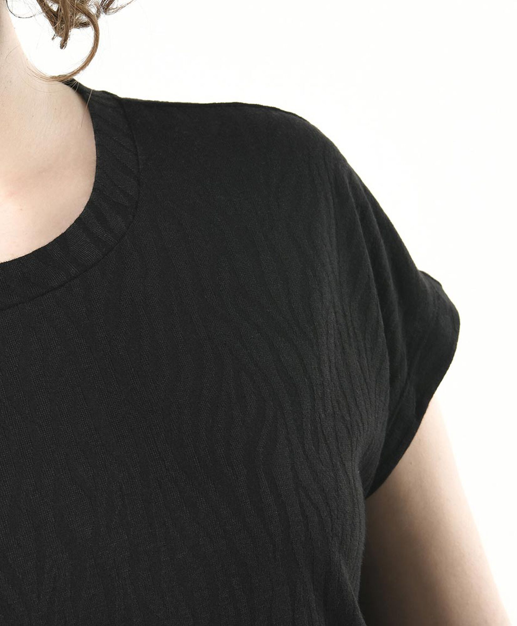 Polera mujer textura animal print negra Polera mujer textura animal print negra