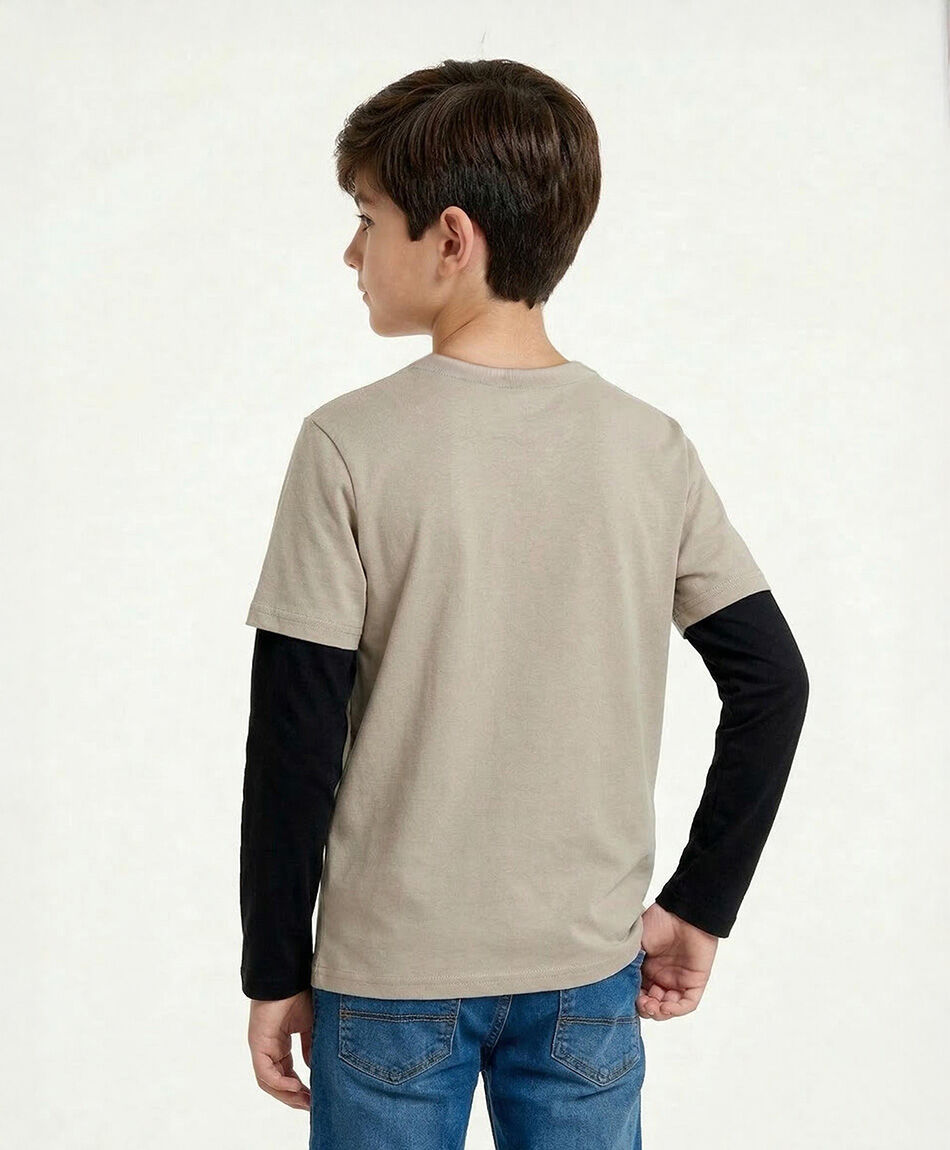 Polera ni&ntilde;o estampado b&aacute;squetbol