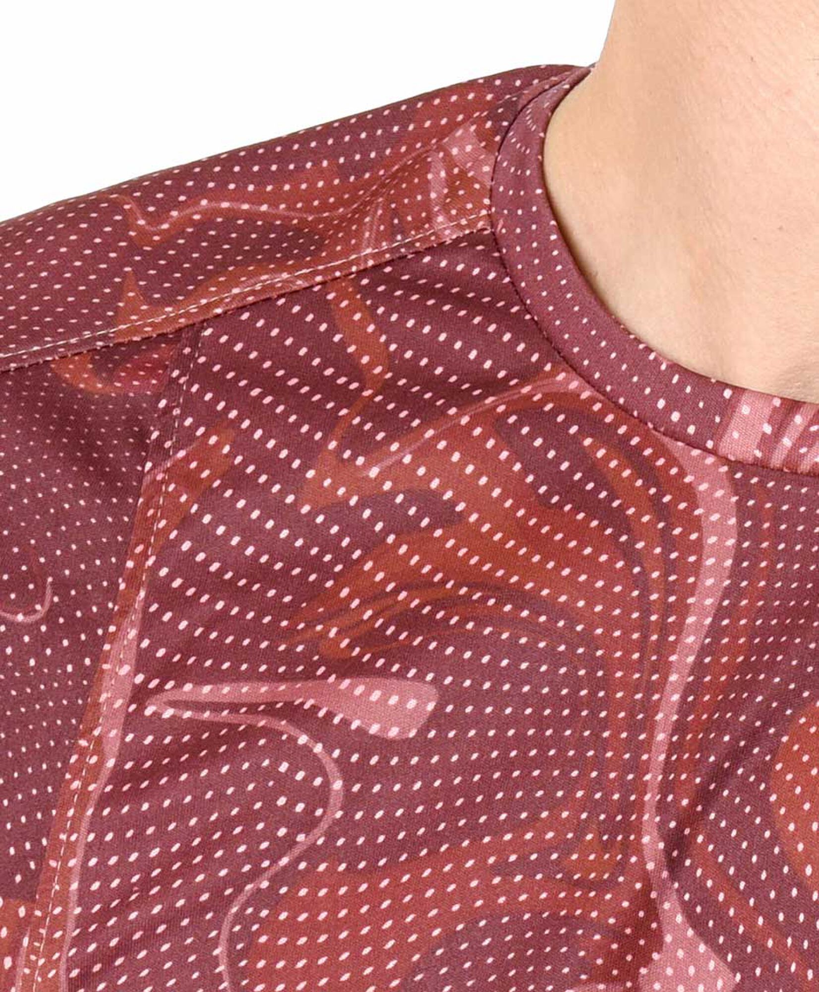 Polera deportiva hombre print rojo Polera deportiva hombre print rojo