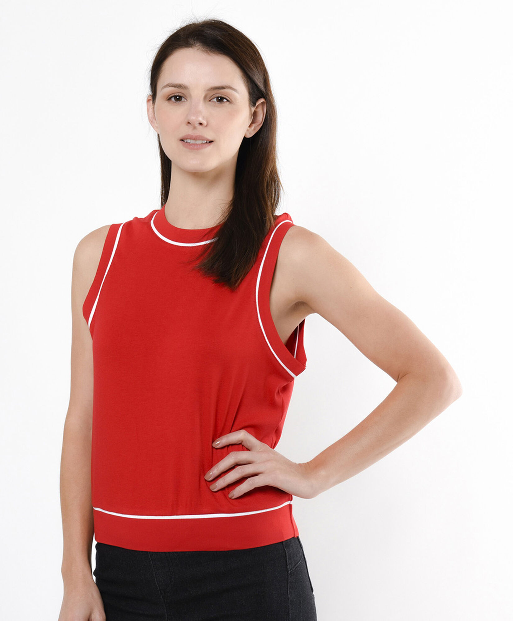 Polera mujer roja sin mangas Polera mujer roja sin mangas