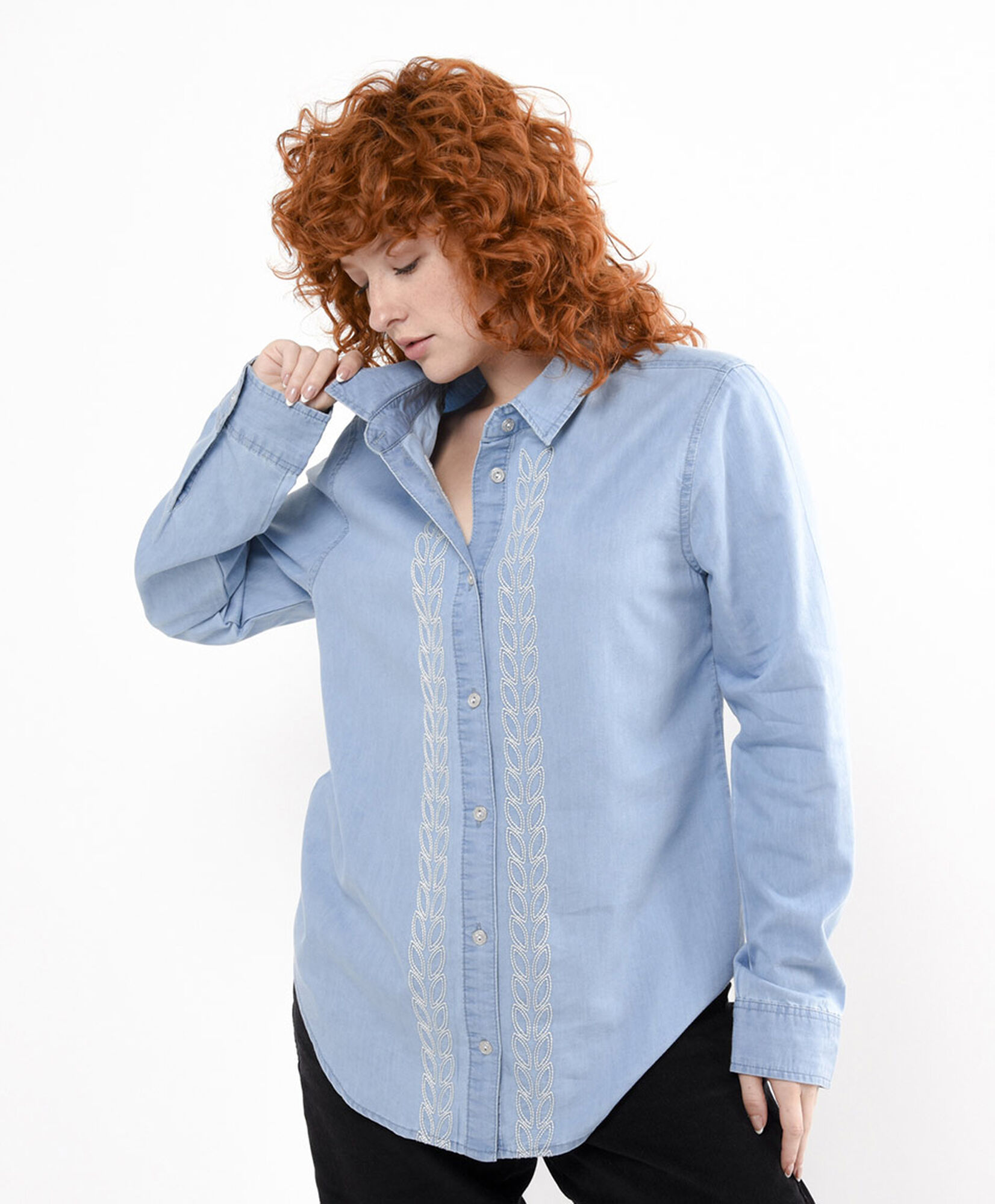 Blusa mujer denim bordada Blusa mujer denim bordada