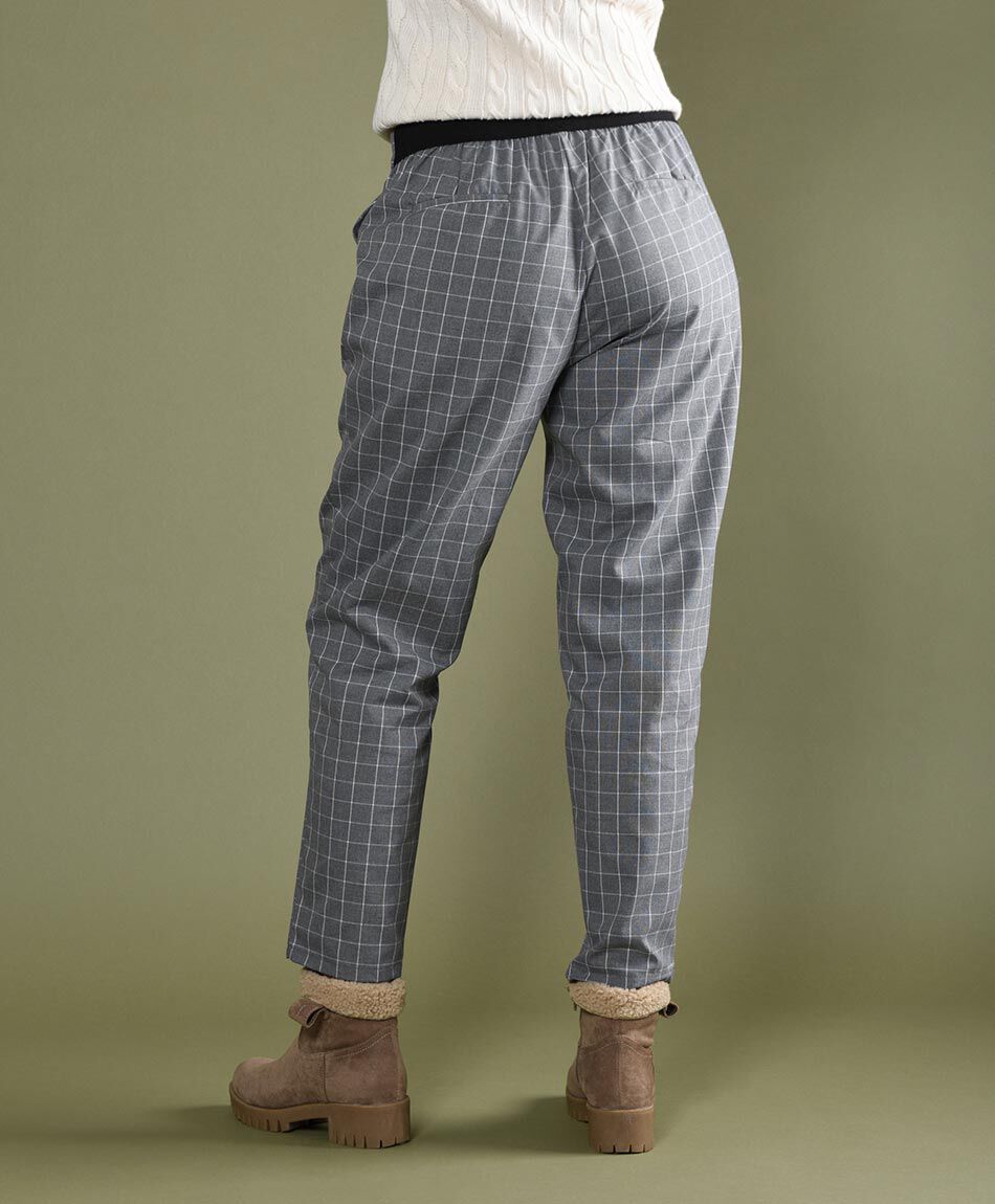 Pantalon detalle pretina