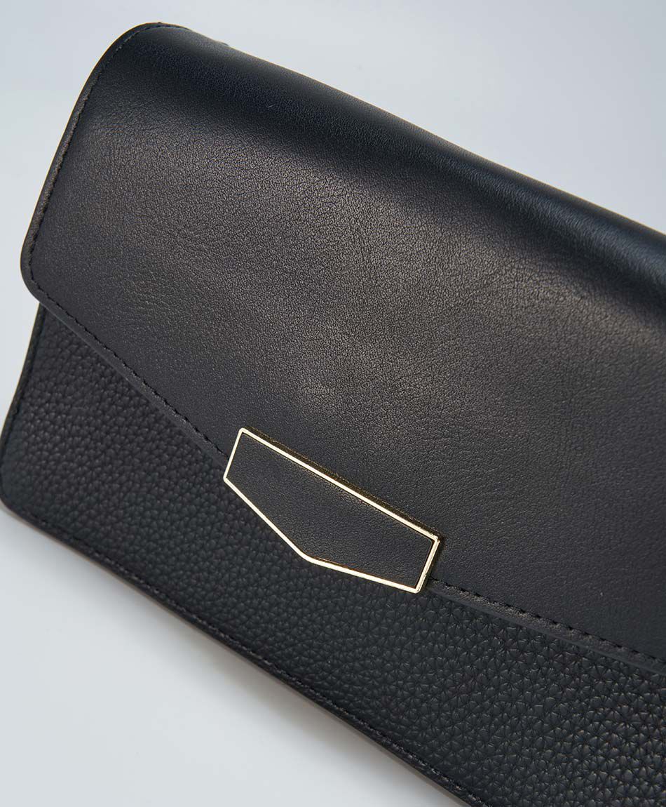 Mini cartera mujer pompon