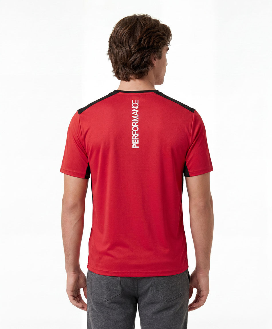 Polera deportiva hombre roja l&iacute;neas