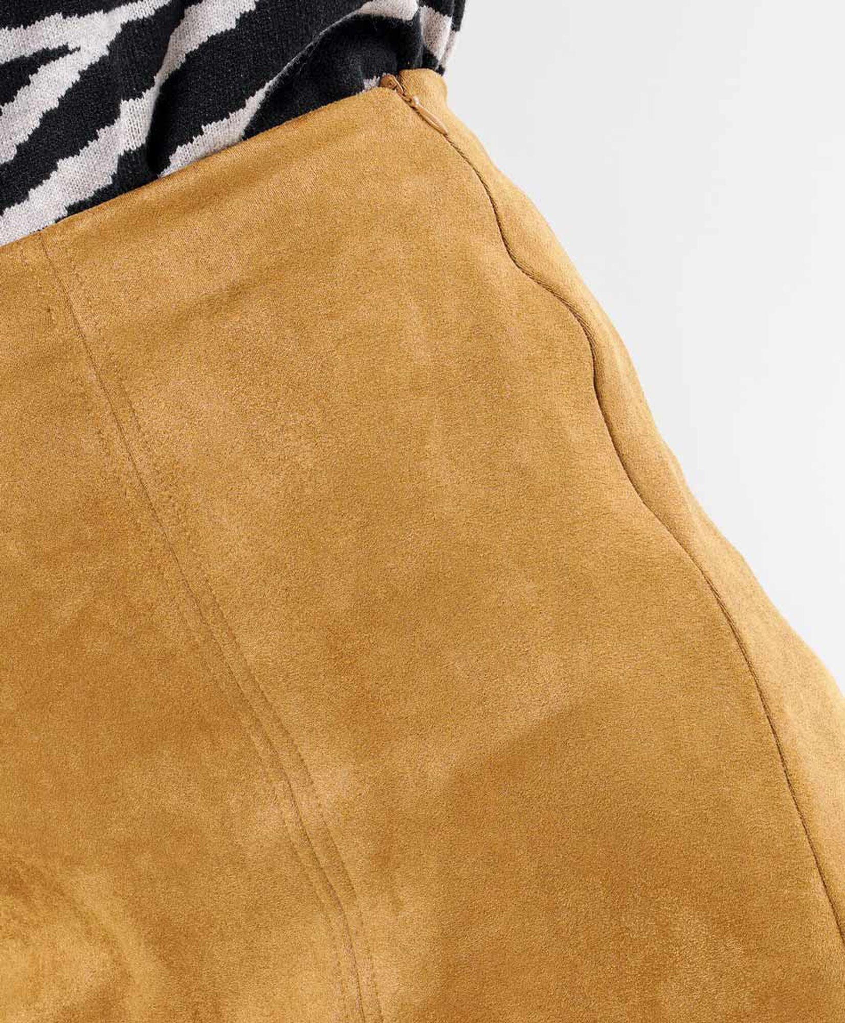 Mini falda mujer amarilla suede Mini falda mujer amarilla suede