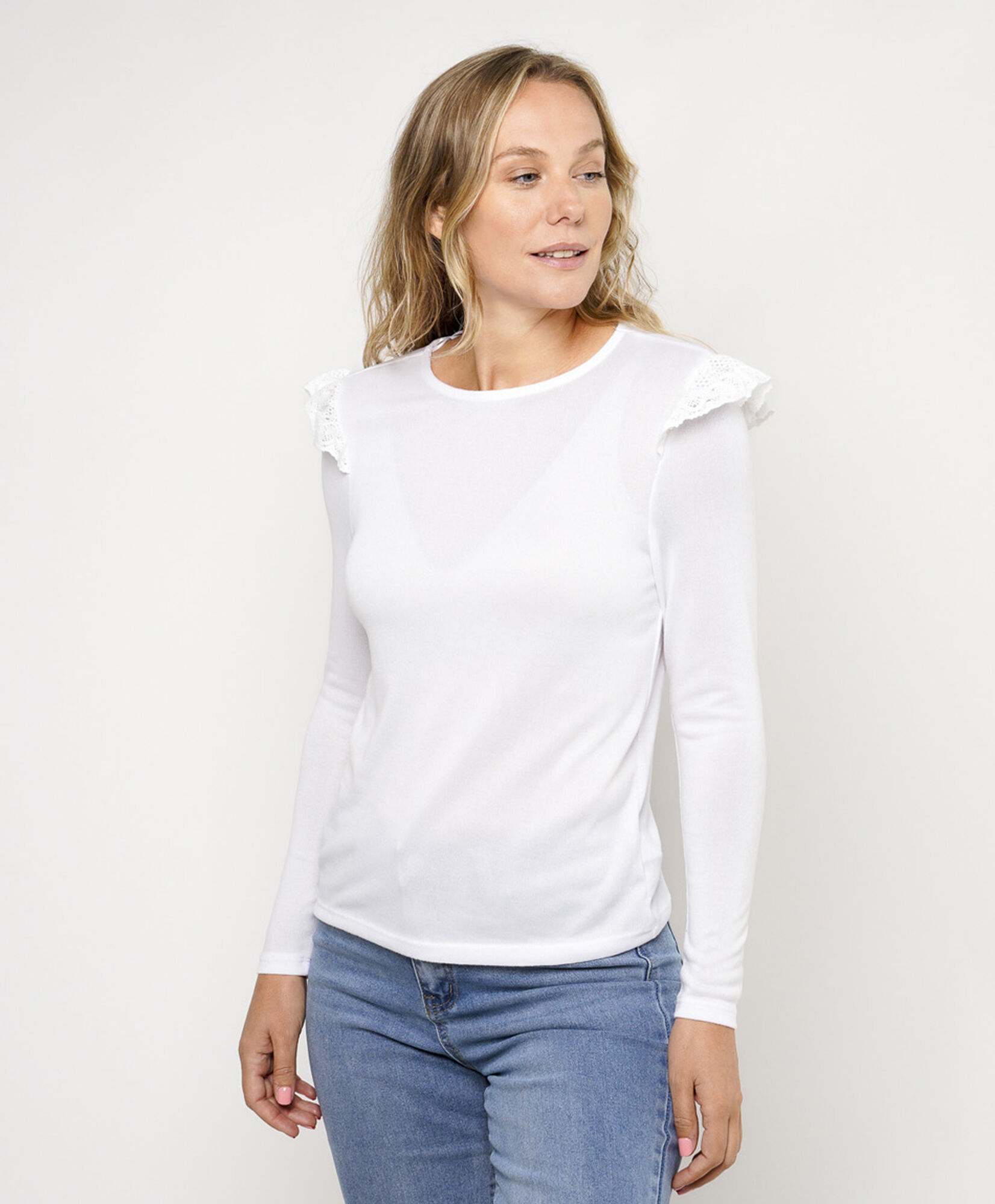 Polera mujer vuelitos hombros Polera mujer vuelitos hombros