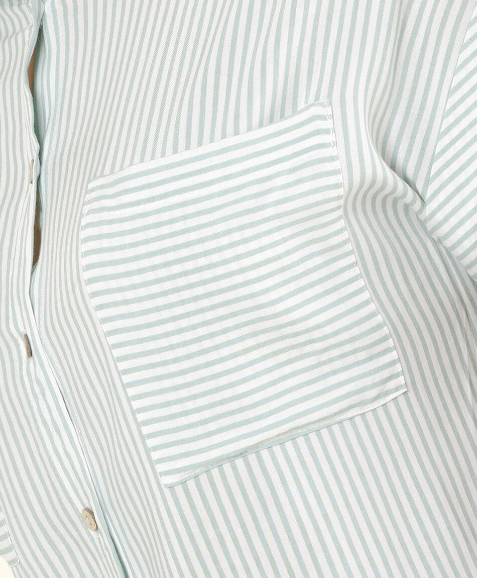 Blusa mujer l&iacute;neas bolsillos