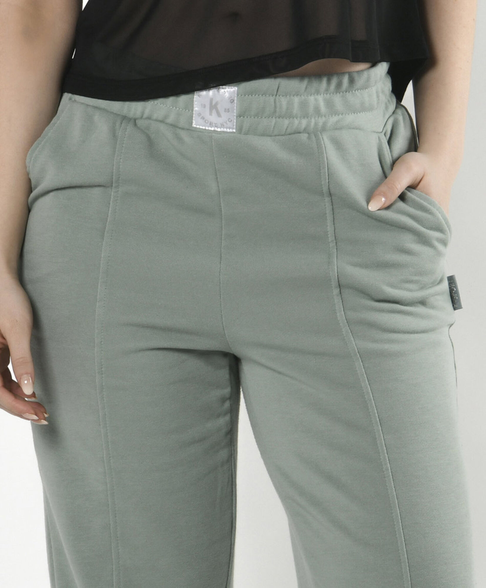 Pantalón deportivo mujer costuras frontales Pantalón deportivo mujer costuras frontales