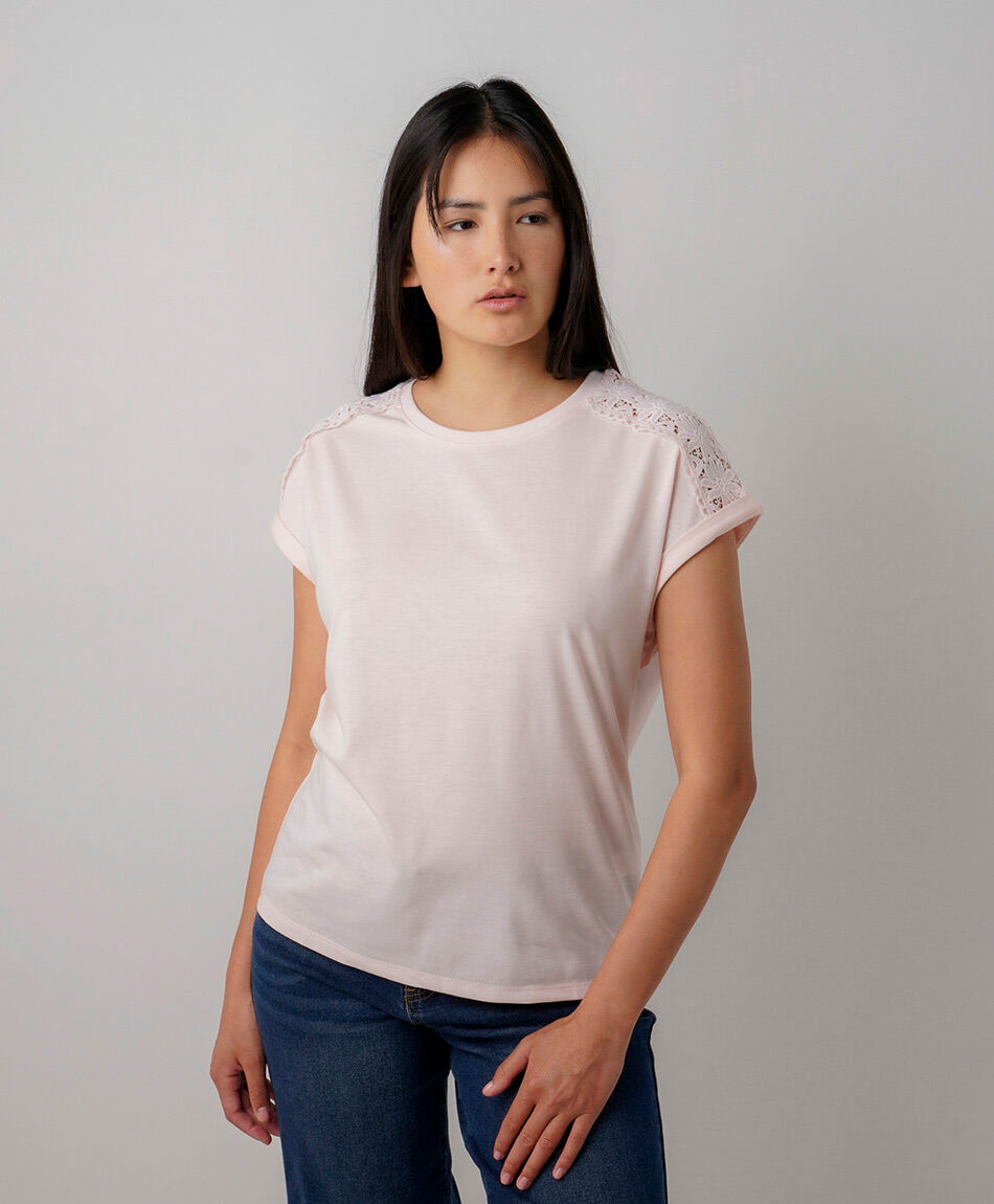 Polera mujer aplicaciones encaje