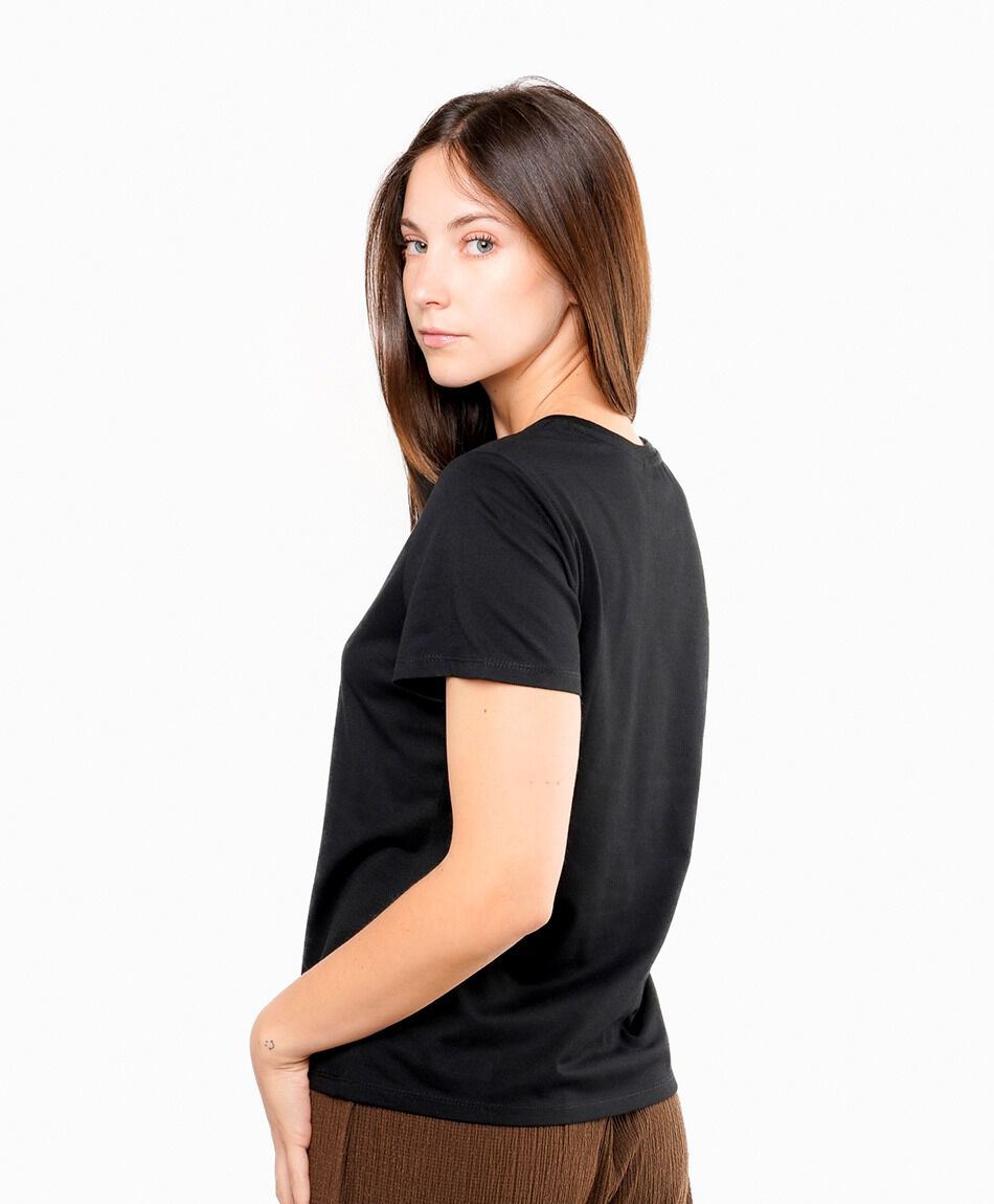 Polera mujer estampado corazon