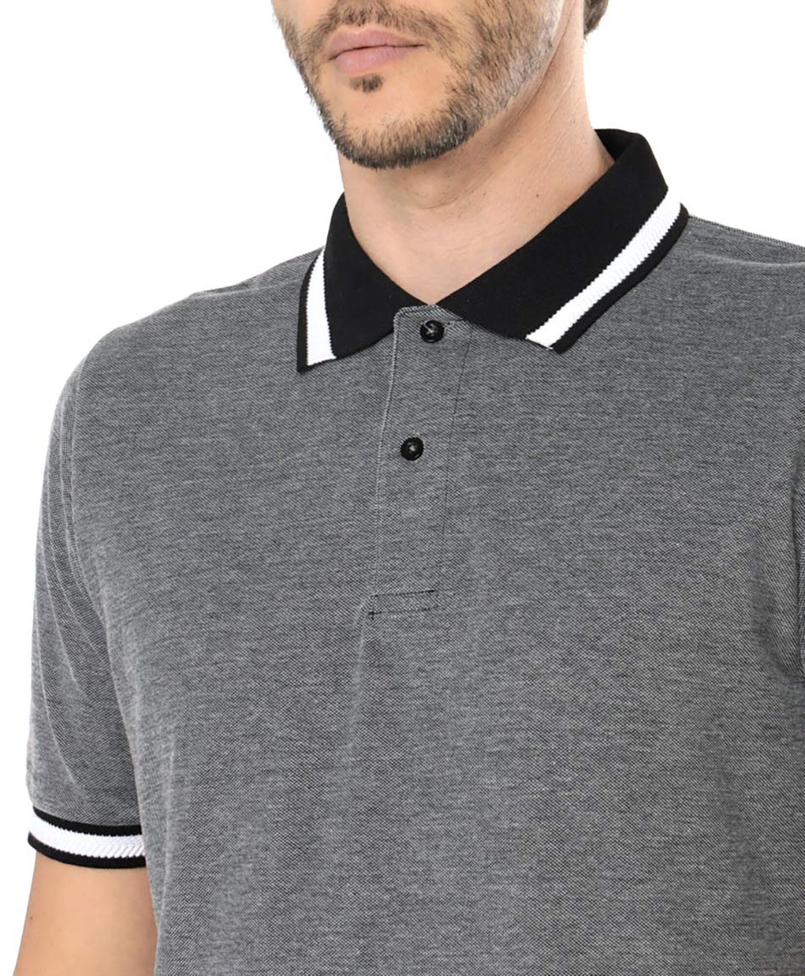 Polera hombre líneas blancas cuello piqué Polera hombre líneas blancas cuello piqué