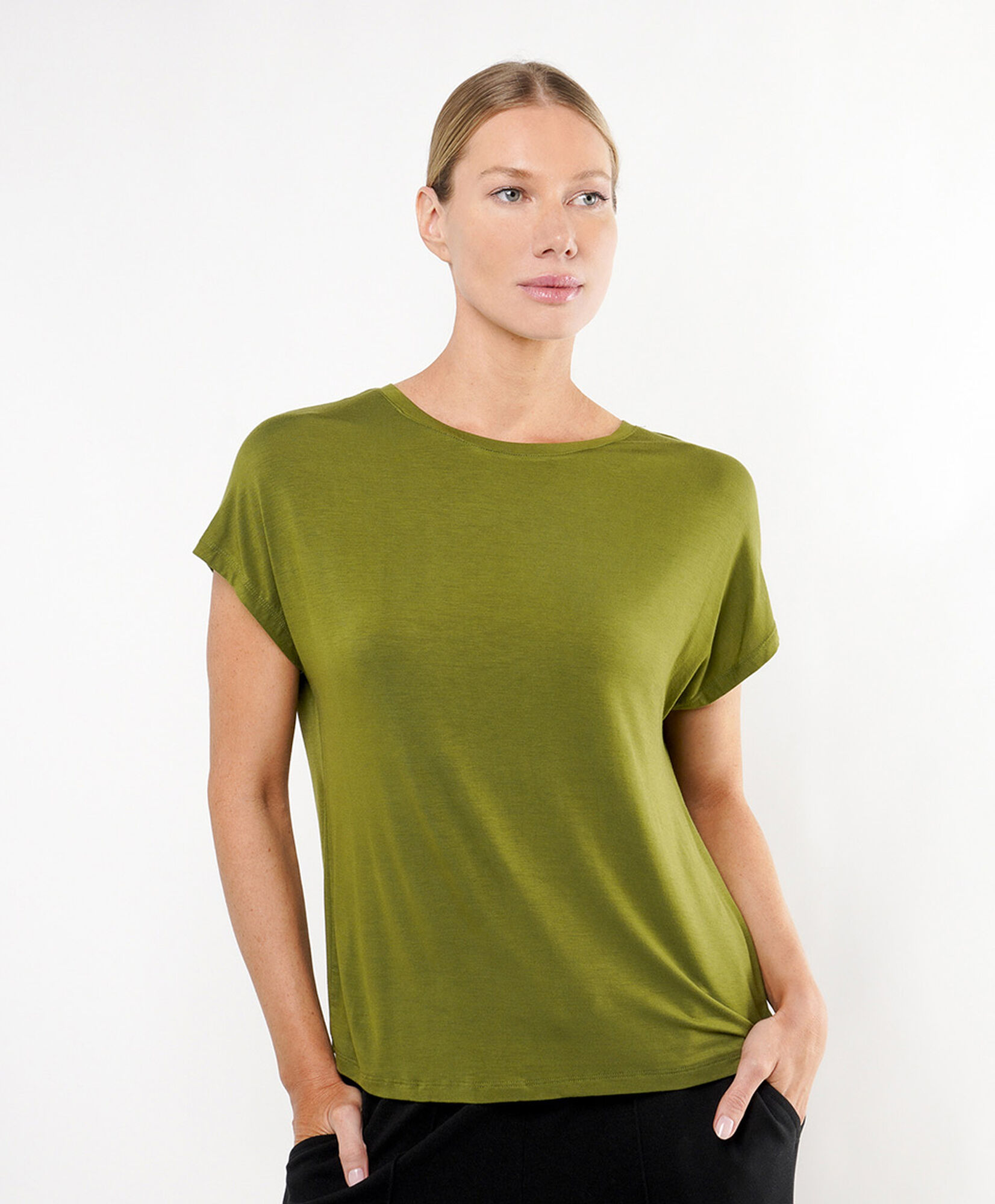 Polera mujer manga corta lisa Polera mujer manga corta lisa