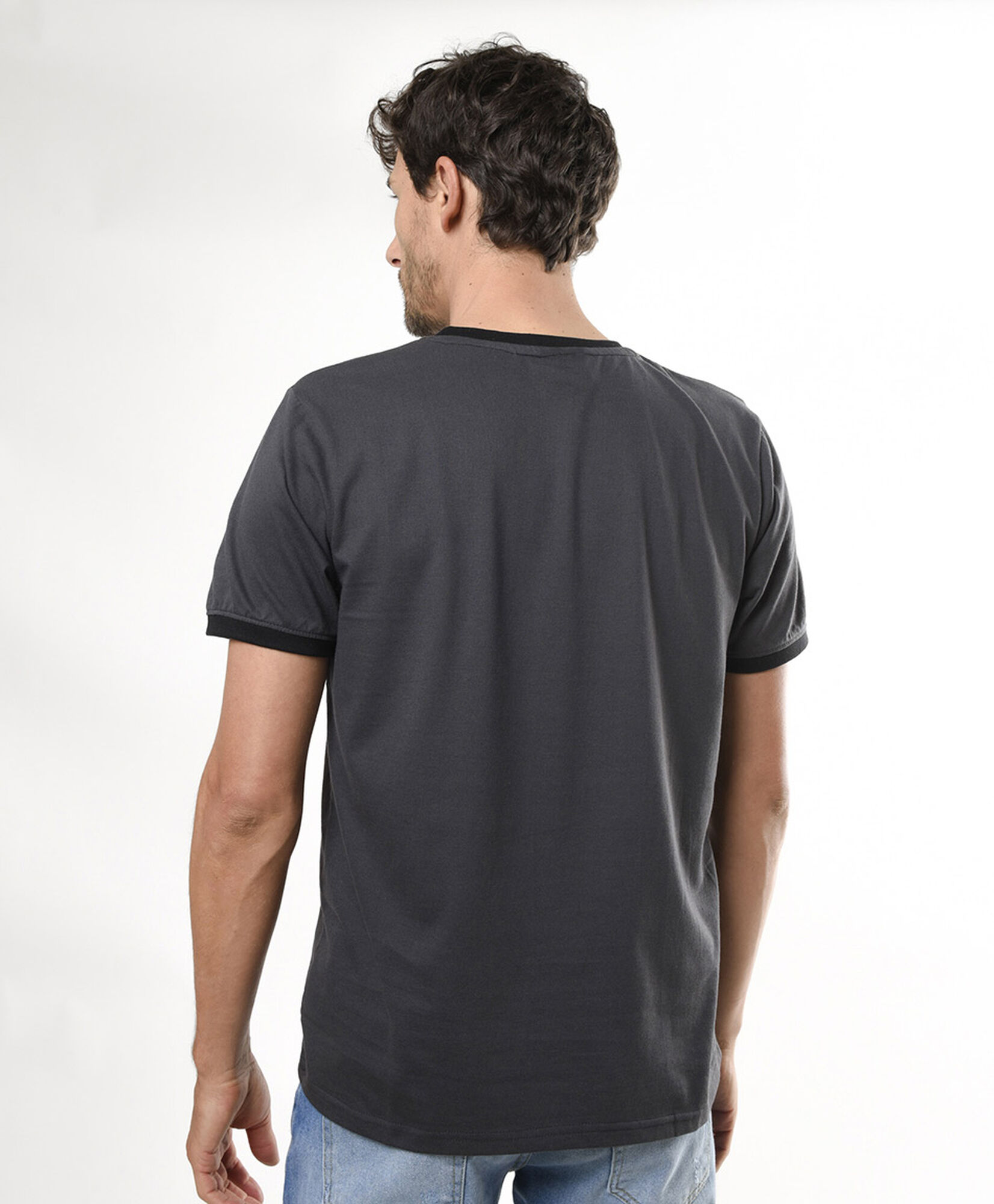Polera hombre frase bicolor Polera hombre frase bicolor