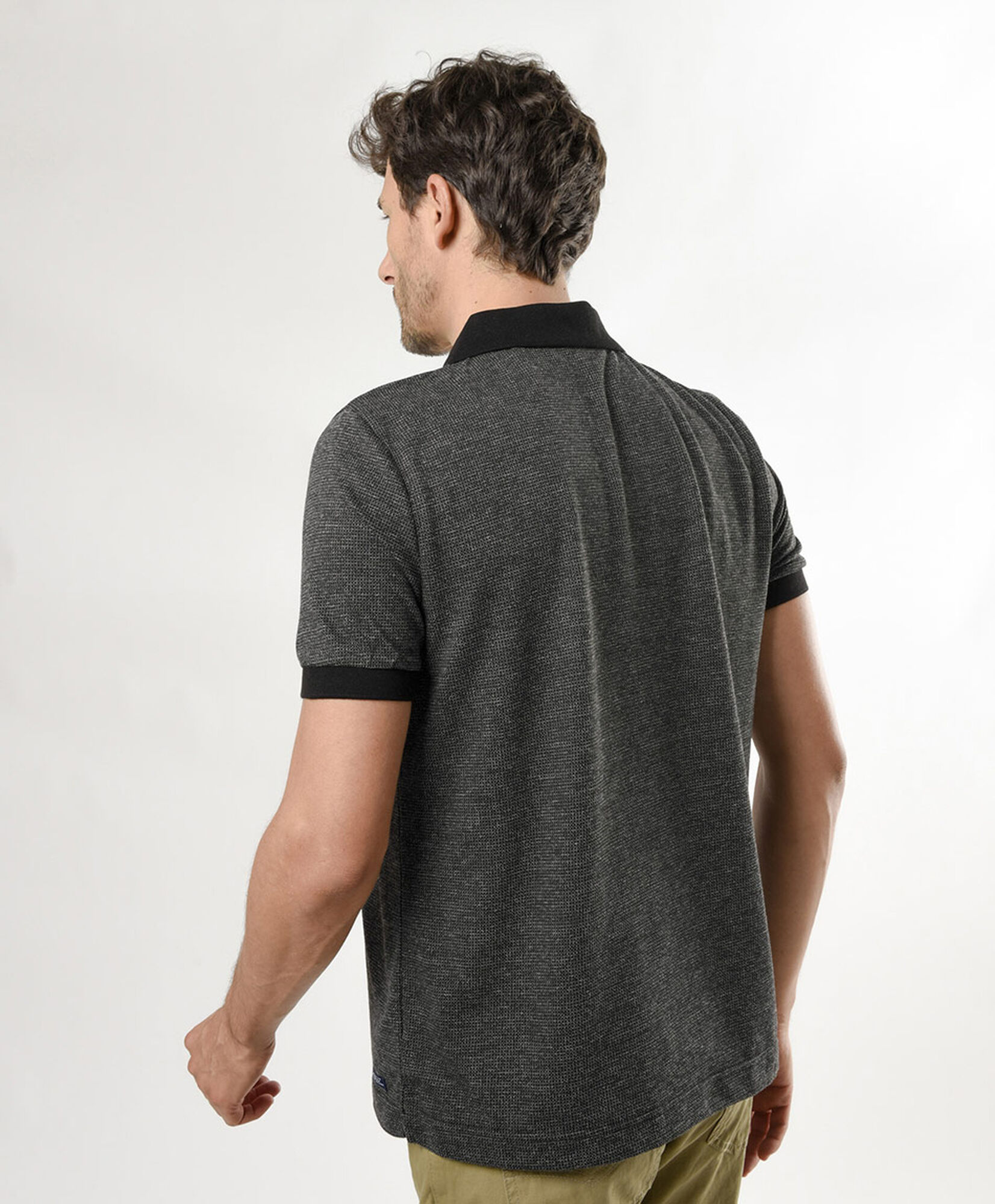 Polera hombre bicolor cuello piqué Polera hombre bicolor cuello piqué