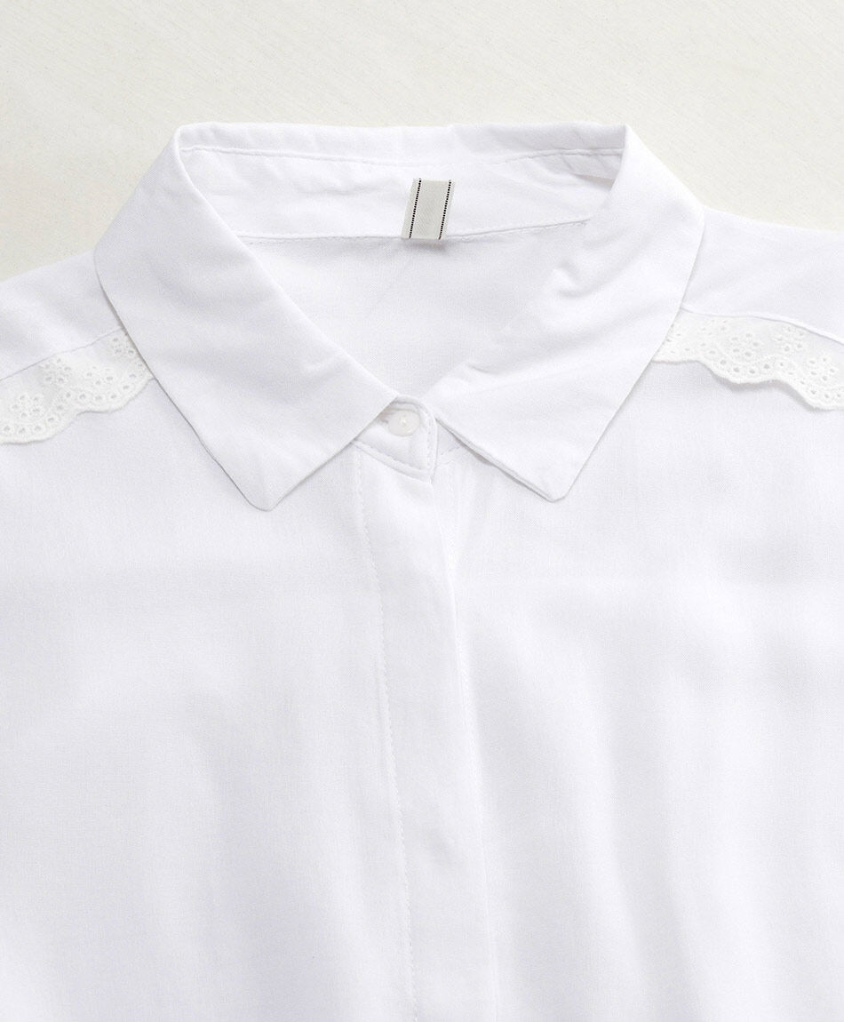Blusa mujer detalles de encaje