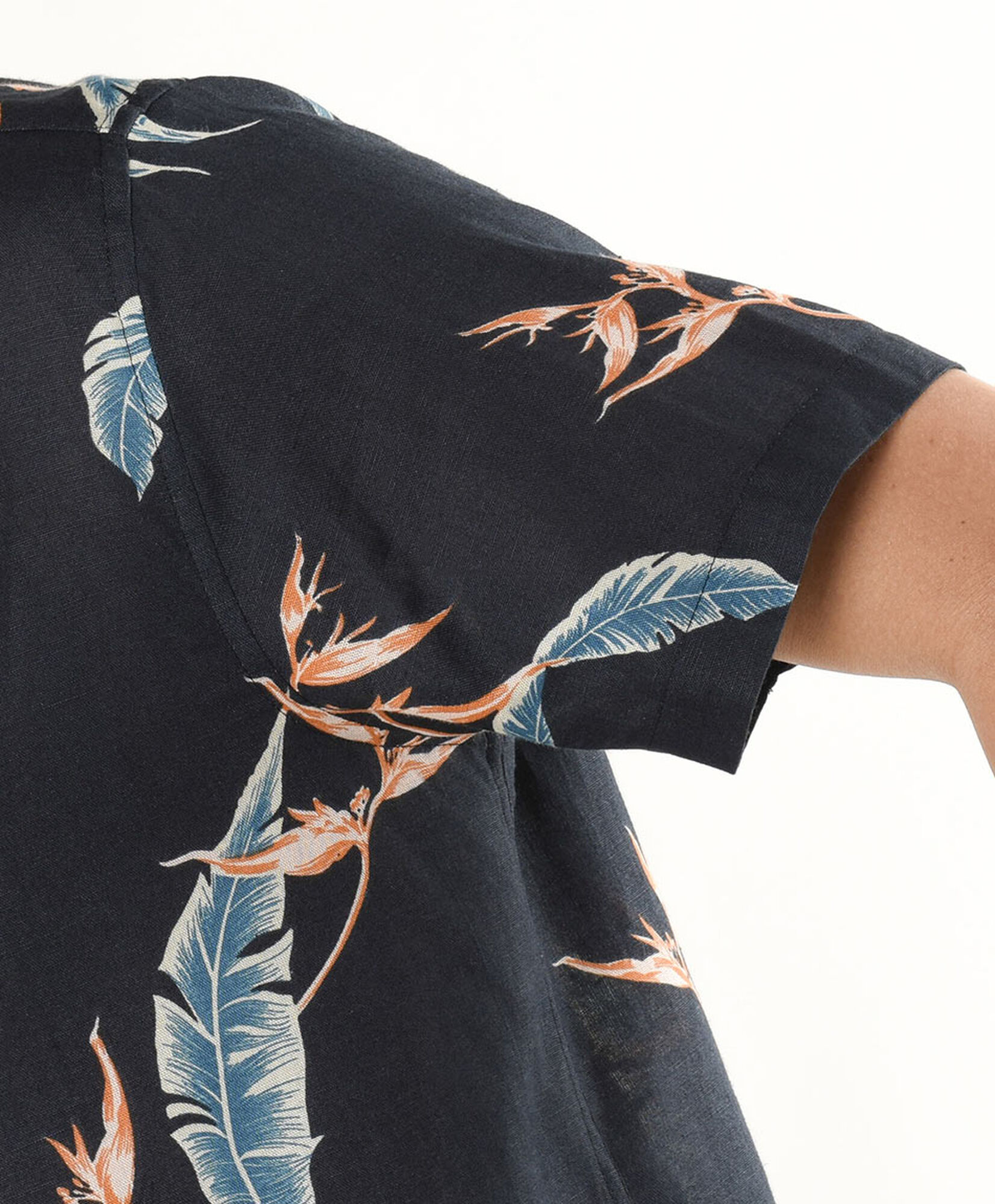 Camisa hombre hojas Camisa hombre hojas