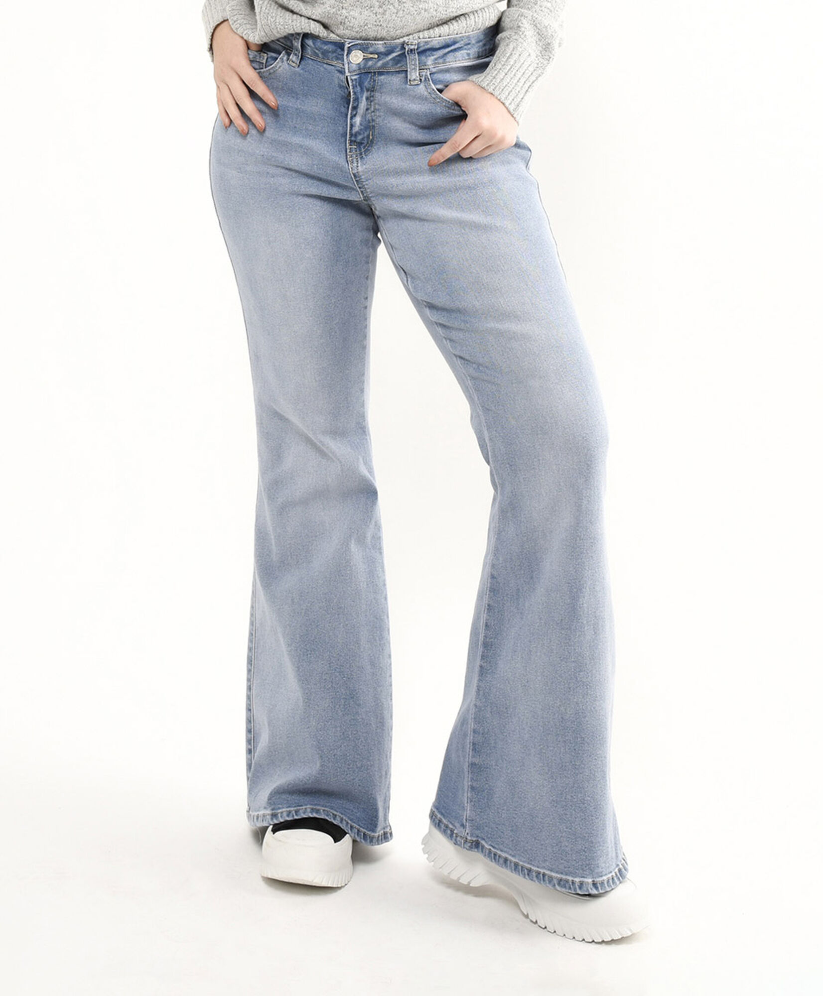 Jeans mujer claro flare Jeans mujer claro flare