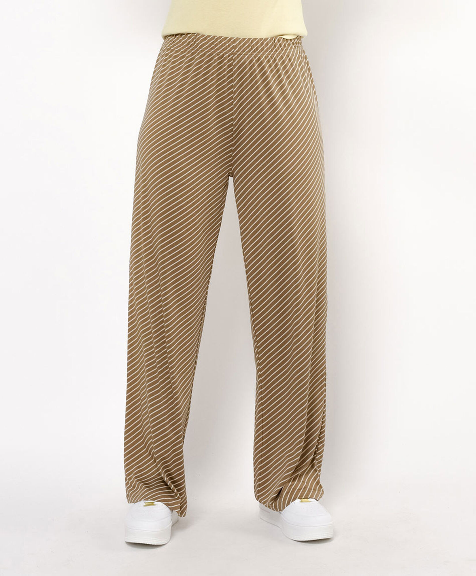 Pantalón mujer líneas diagonales Pantalón mujer líneas diagonales