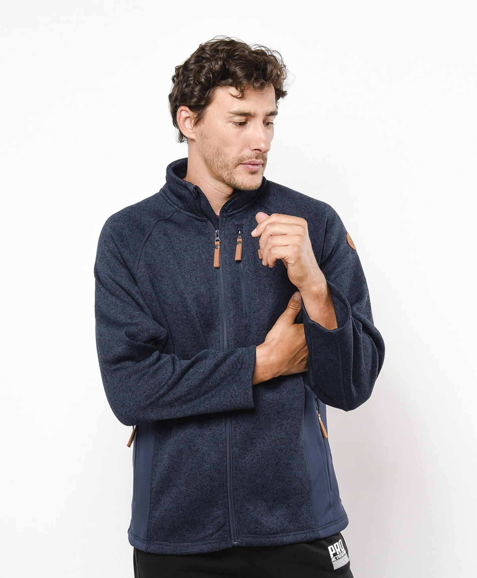 Chaqueta deportiva hombre estilo tejida Chaqueta deportiva hombre estilo tejida