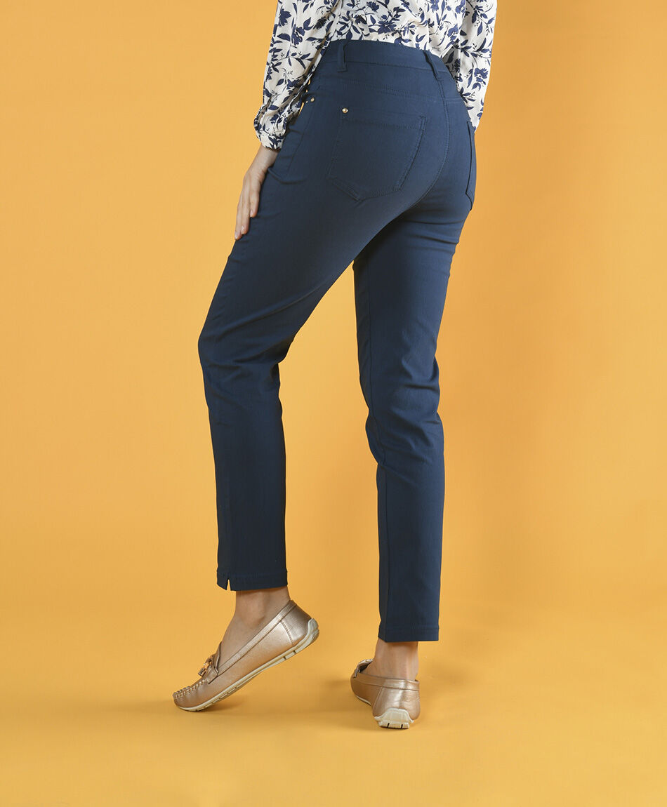 Pantal&oacute;n tachas