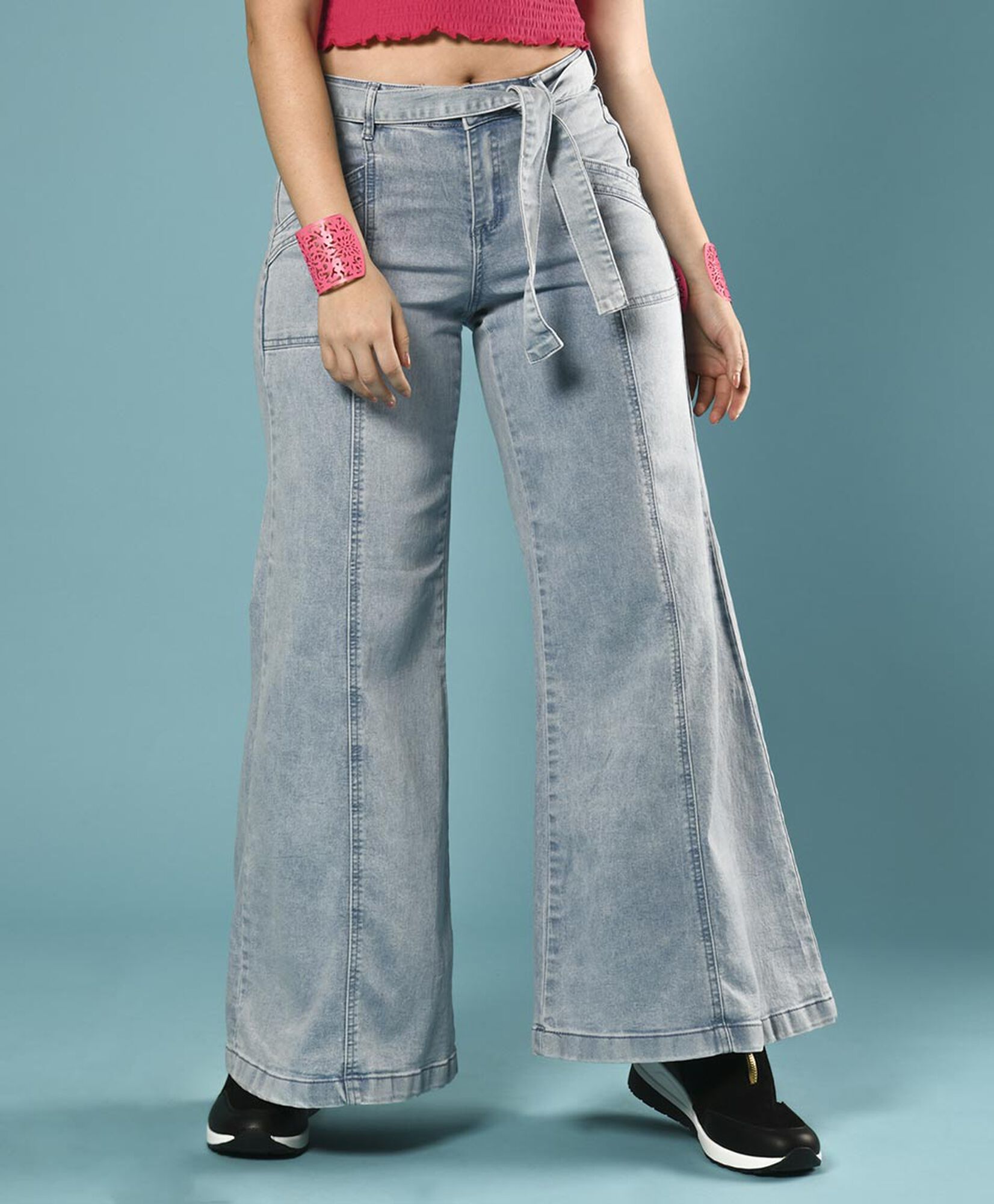 Jeans ancho lazo Jeans ancho lazo