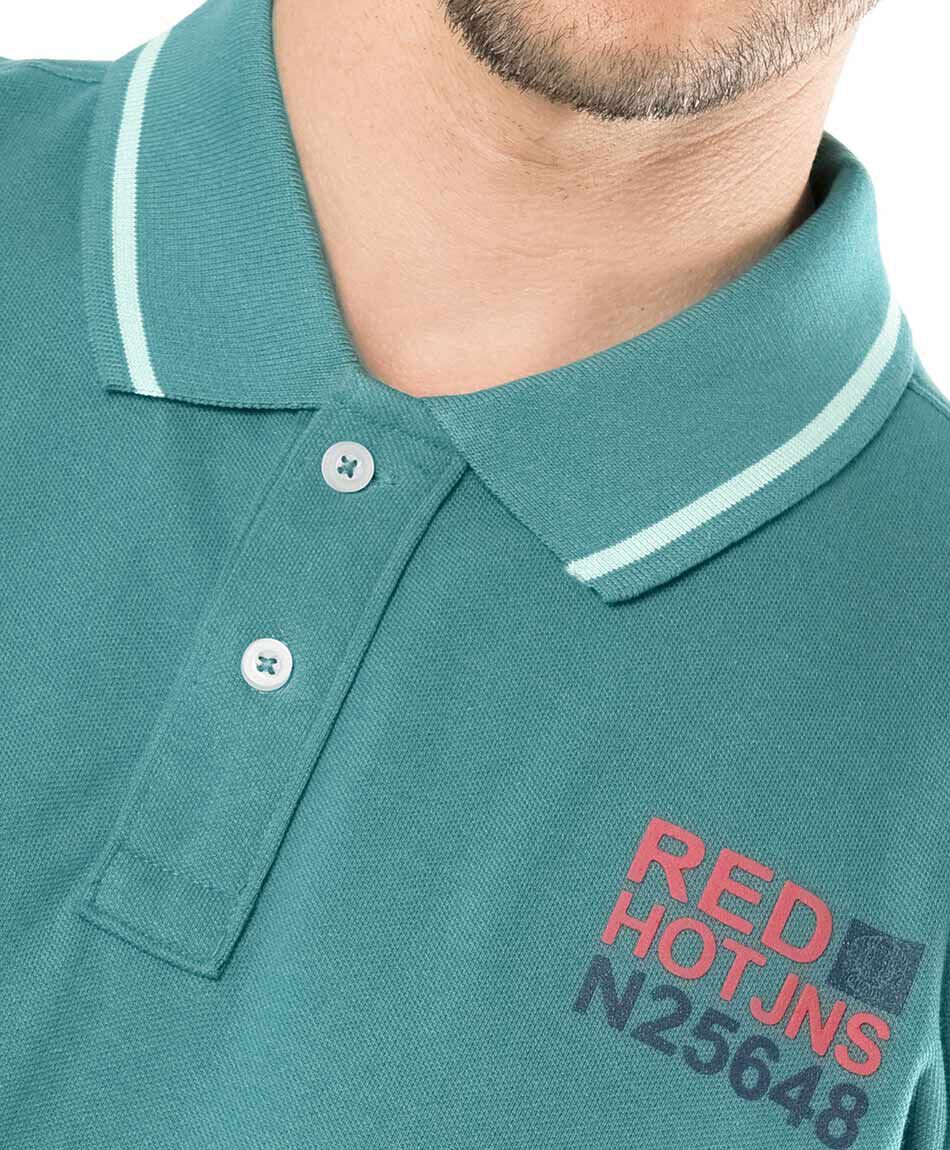 Polera hombre mini print cuello piqu&eacute; colores