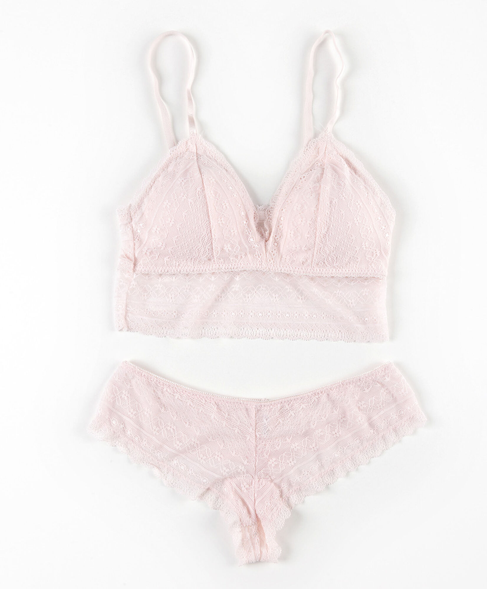 Set bralette + culotte mujer encajes colores neutros Set bralette + culotte mujer encajes colores neutros