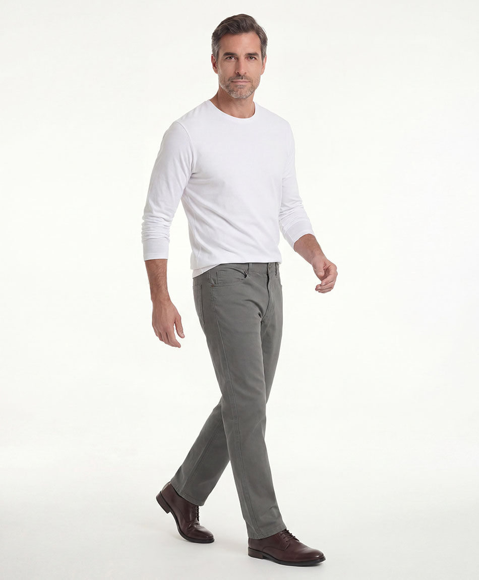 Pantal&oacute;n hombre b&aacute;sico verde