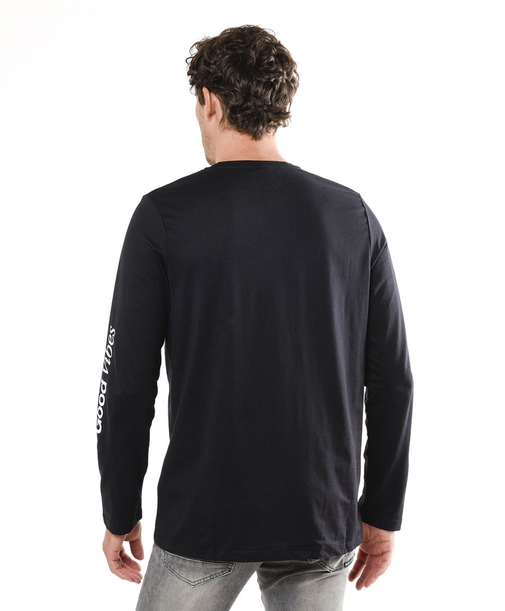 Polera hombre manga estampada Polera hombre manga estampada