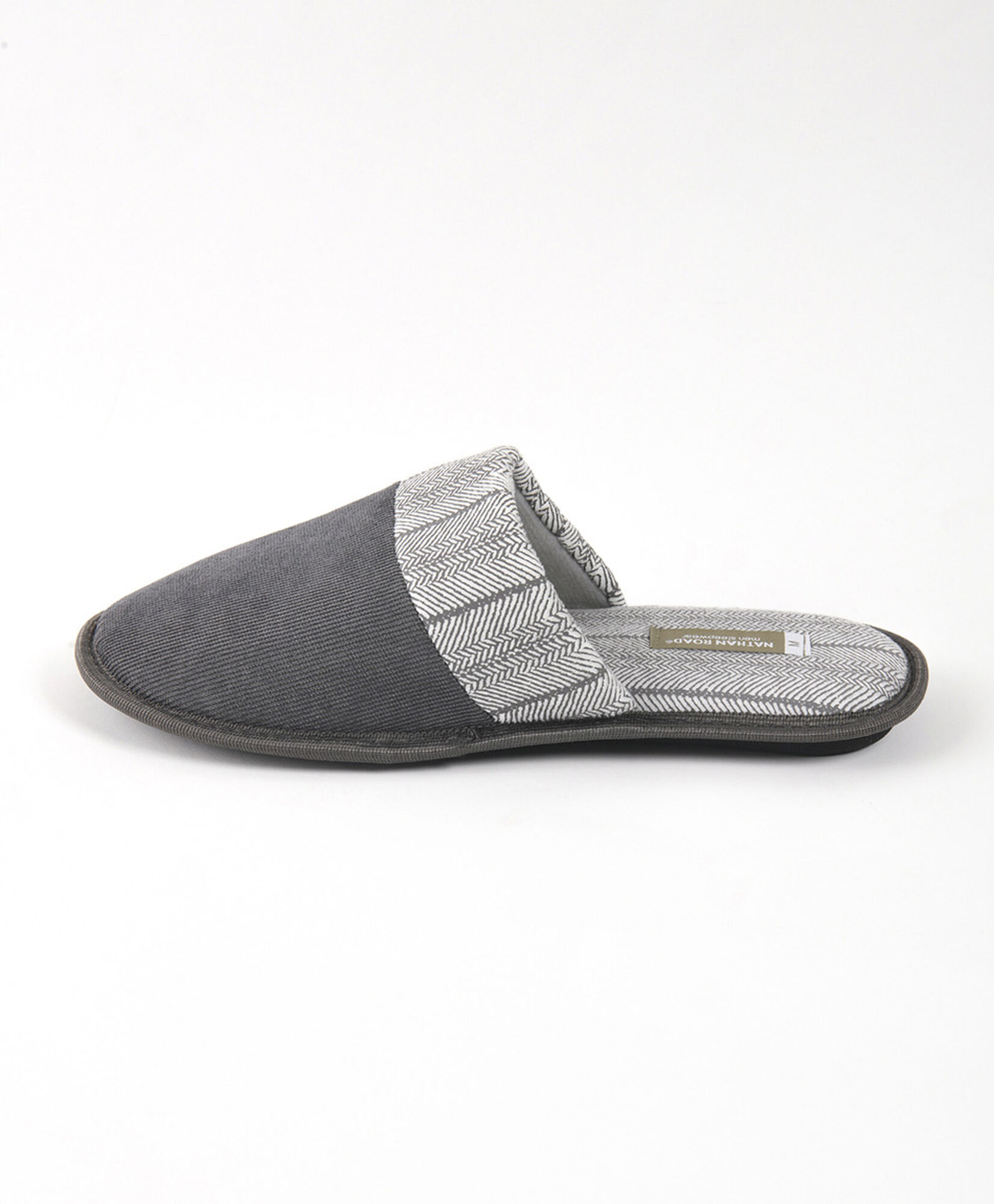 Pantufla hombre diseño espiga Pantufla hombre diseño espiga