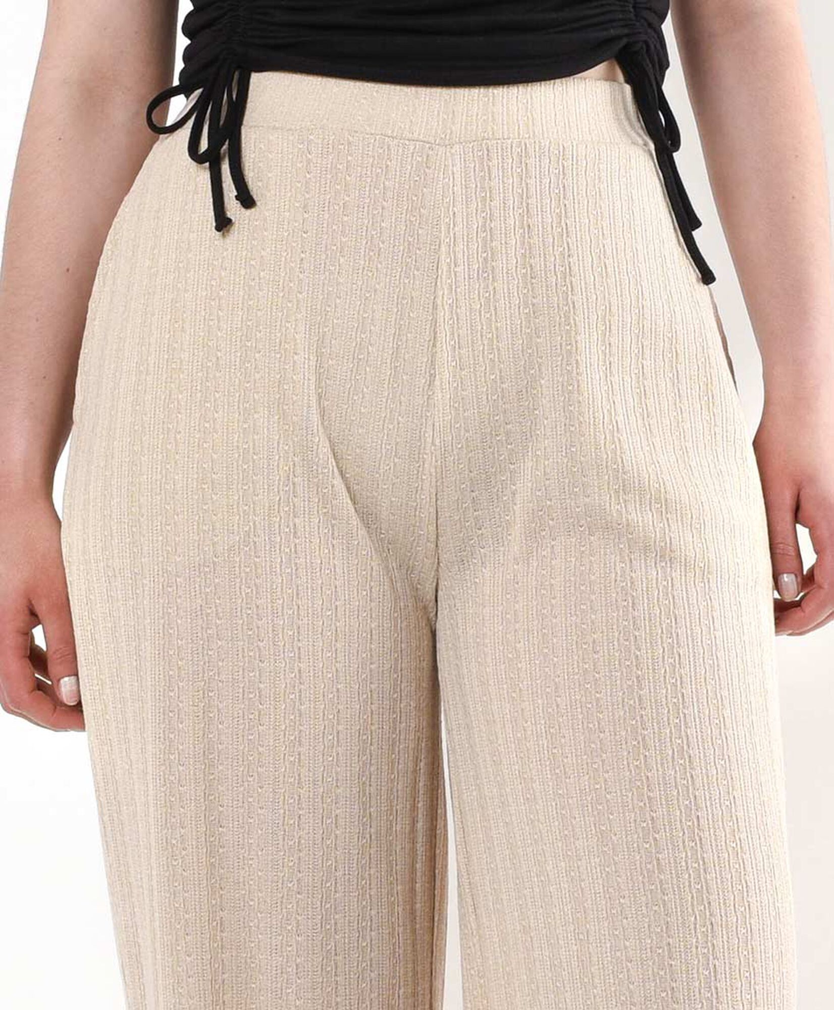 Pantalón mujer diseño tejido Pantalón mujer diseño tejido