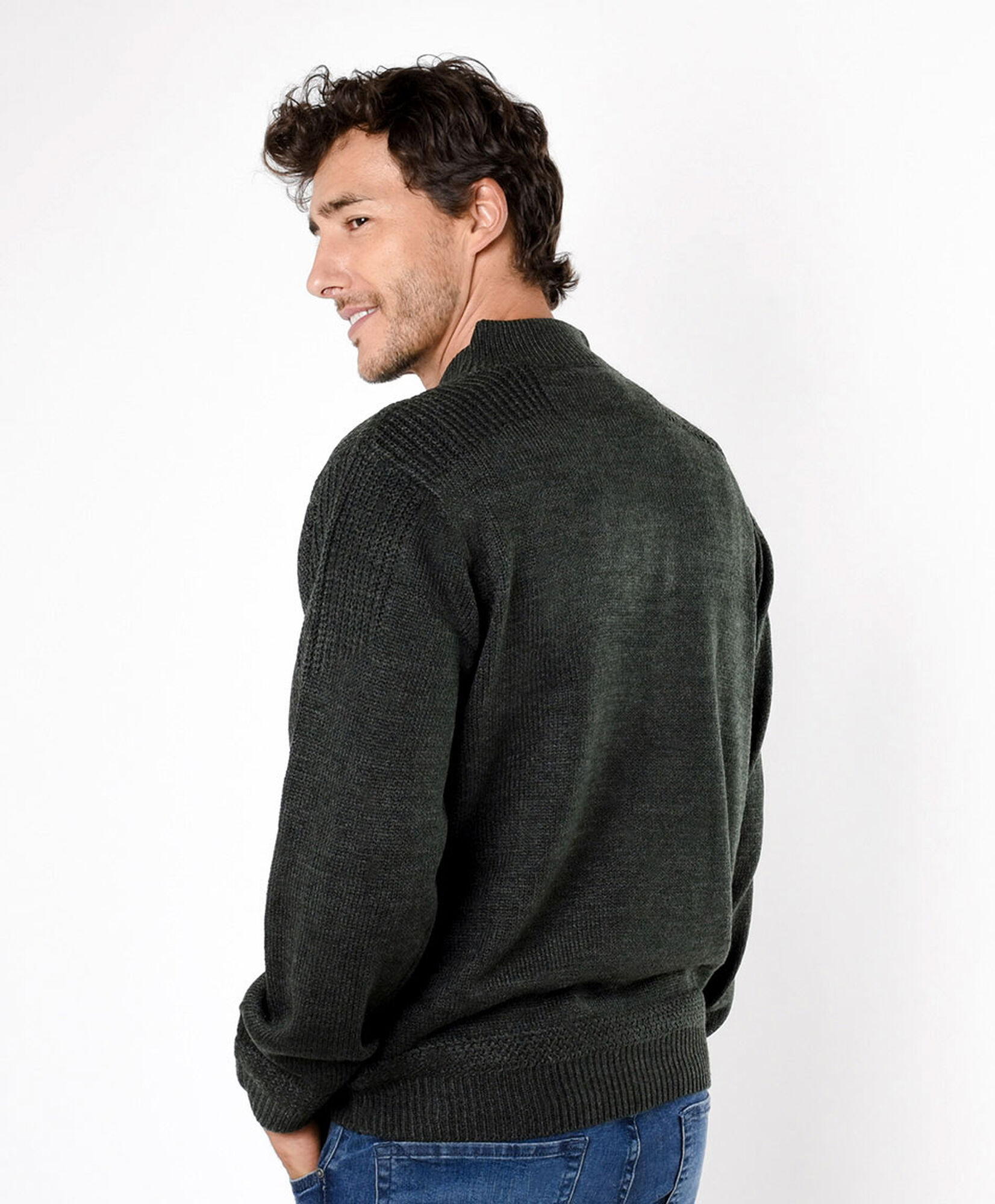 Sweater hombre cuello alto botones Sweater hombre cuello alto botones